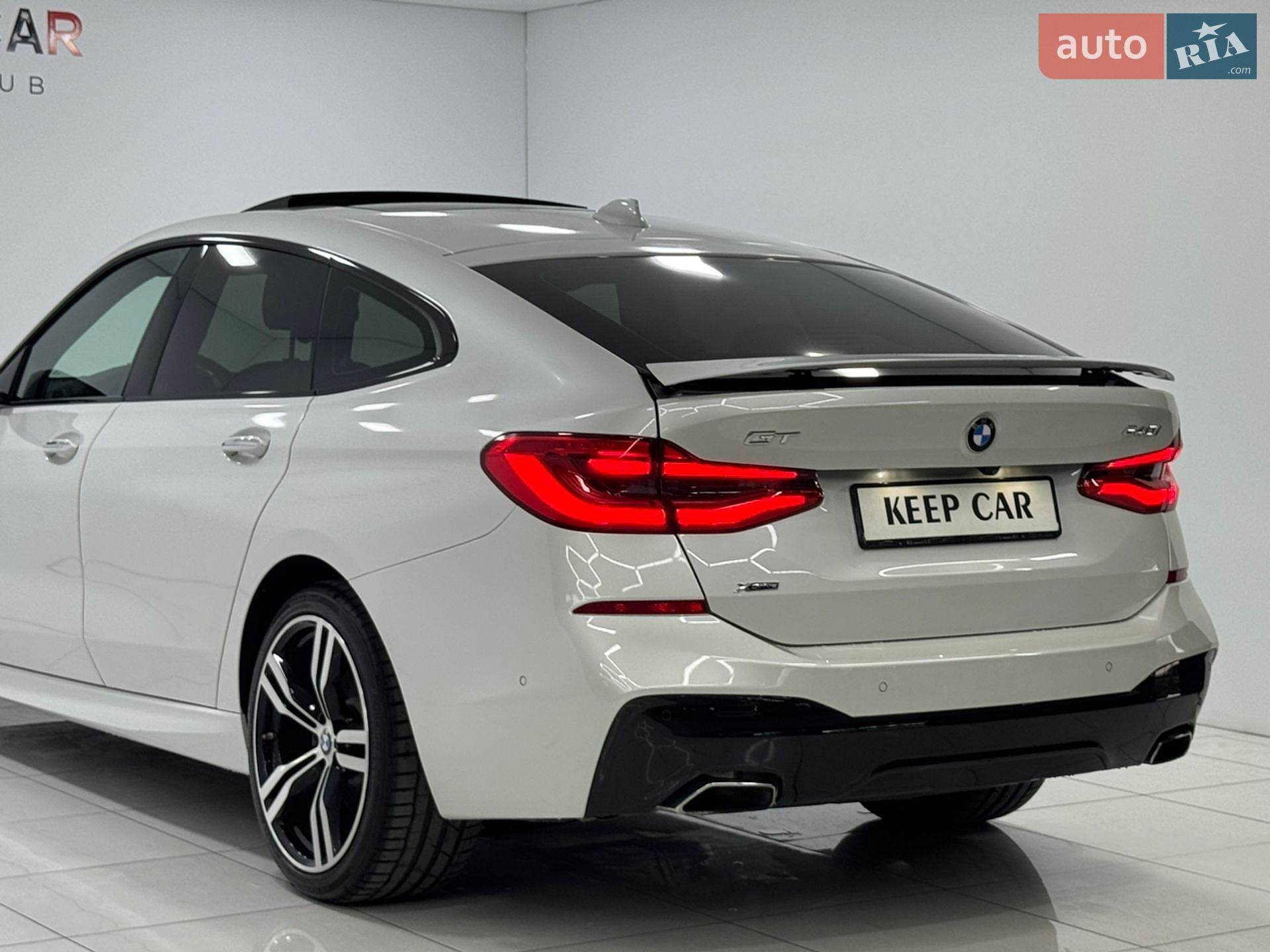 BMW 6 Series GT 2018 VIN WBAJV6C52JBK07072 фото оголошення 15 з 64