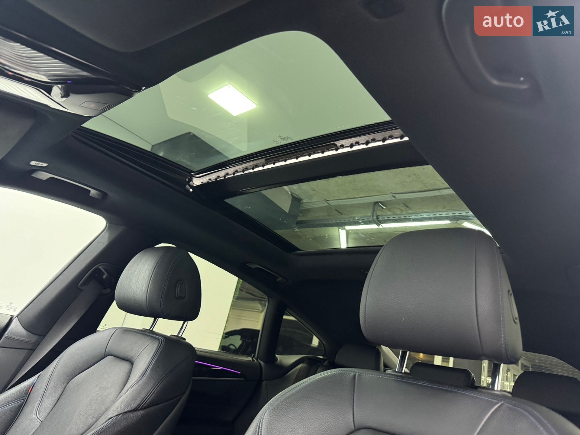 BMW 6 Series GT 2018 VIN WBAJV6C52JBK07072 фото оголошення 30 з 64
