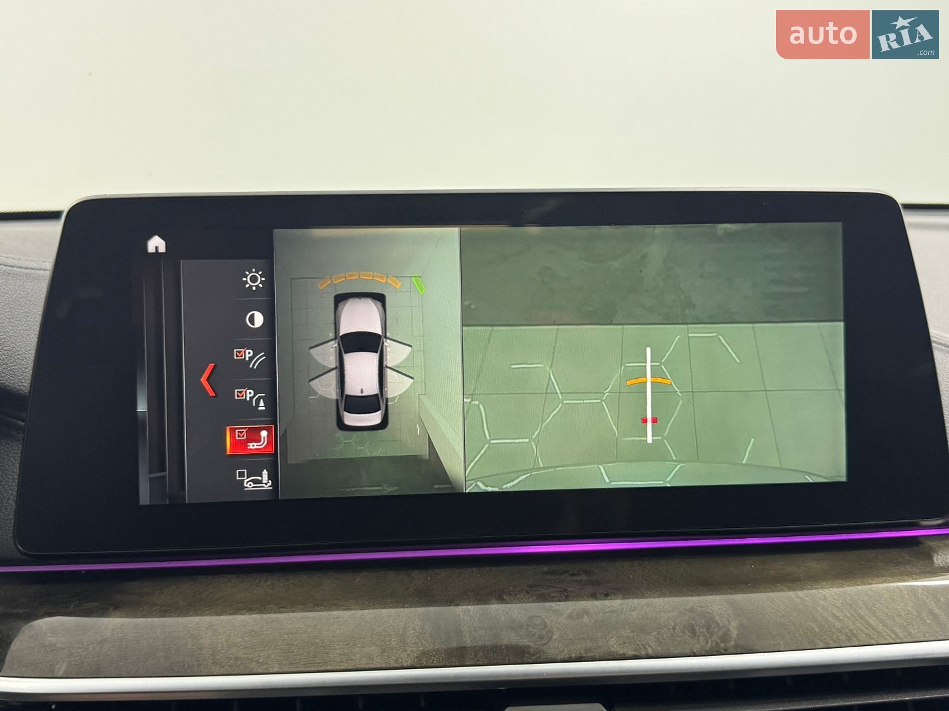 BMW 6 Series GT 2018 VIN WBAJV6C52JBK07072 фото оголошення 59 з 64