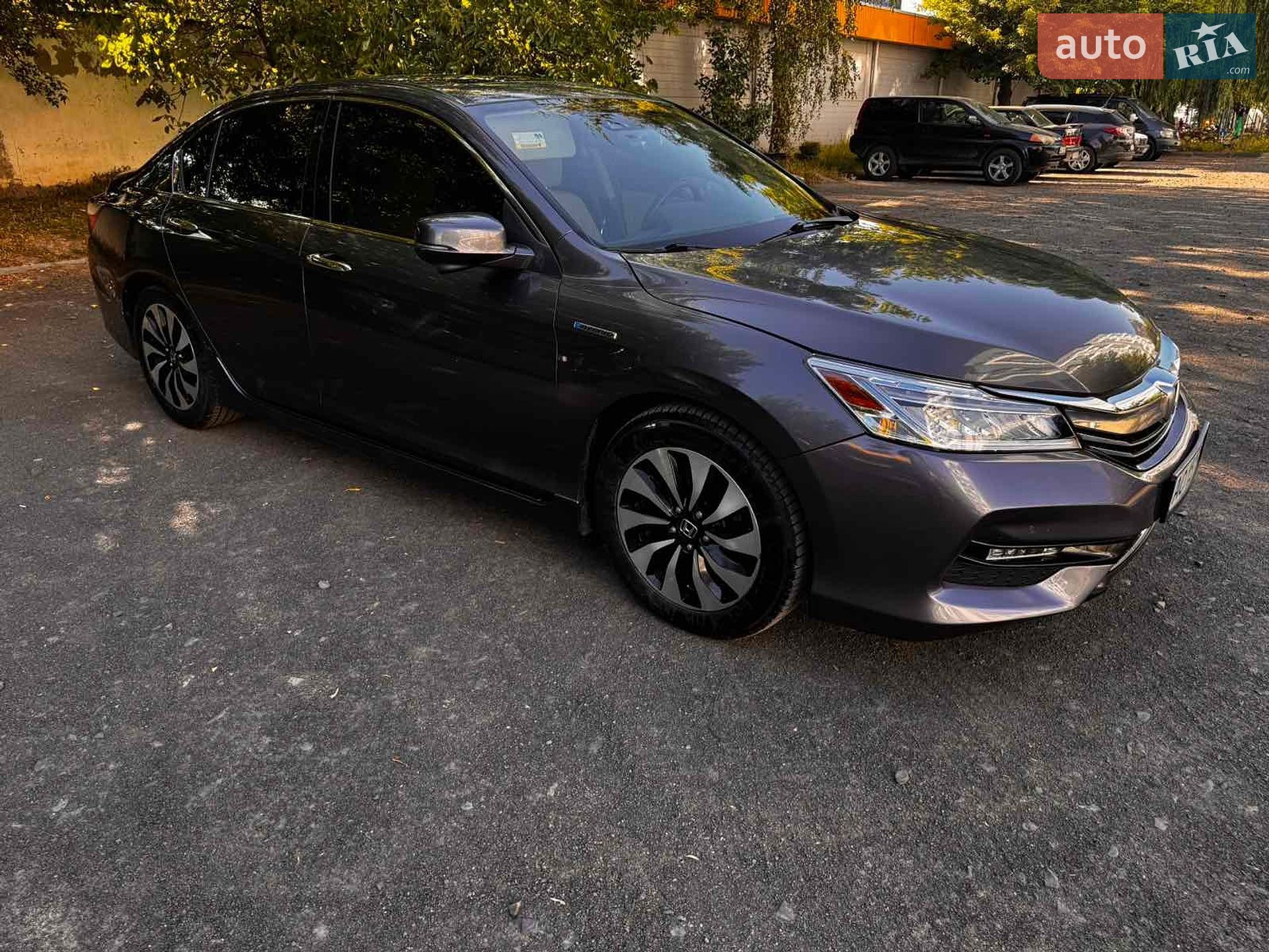 Honda Accord 2016 VIN JHMCR6F71HC013567 фото оголошення 4 з 18