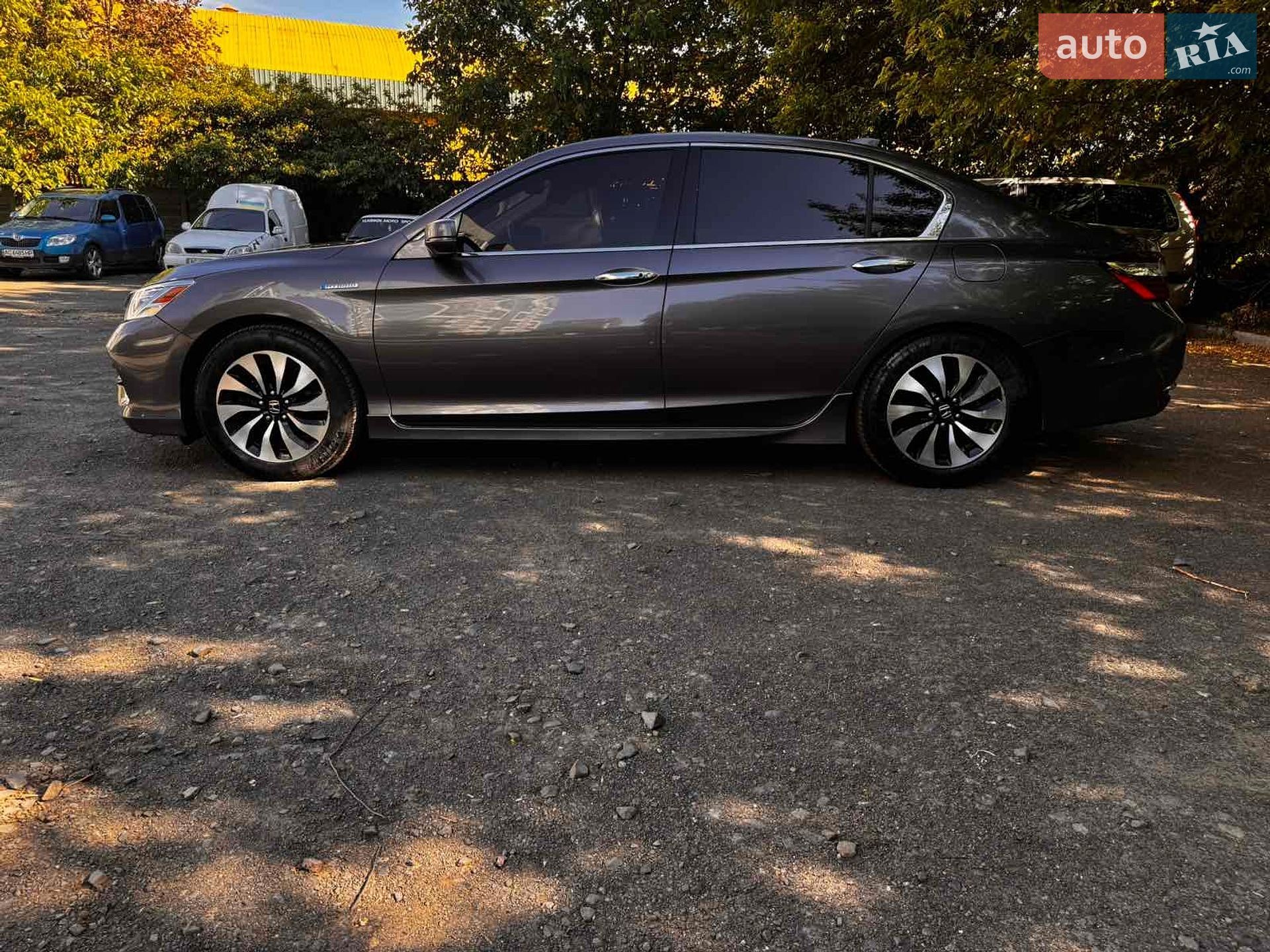 Honda Accord 2016 VIN JHMCR6F71HC013567 фото оголошення 6 з 18