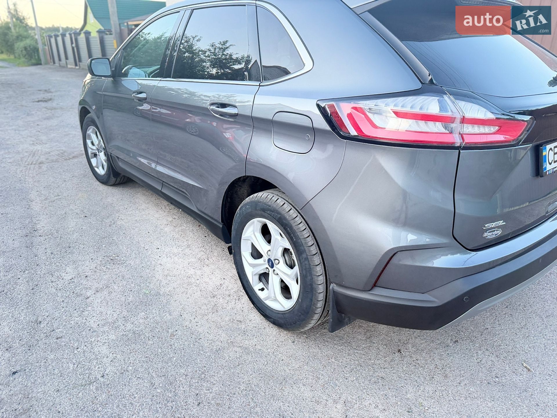 Ford Edge 2021 VIN 2FMPK4J92MBA54395 фото оголошення 2 з 31