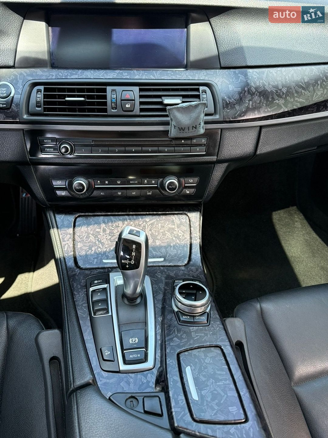 BMW 5 Series 2012 VIN WBAFU7C50DDU68790 фото оголошення 15 з 21