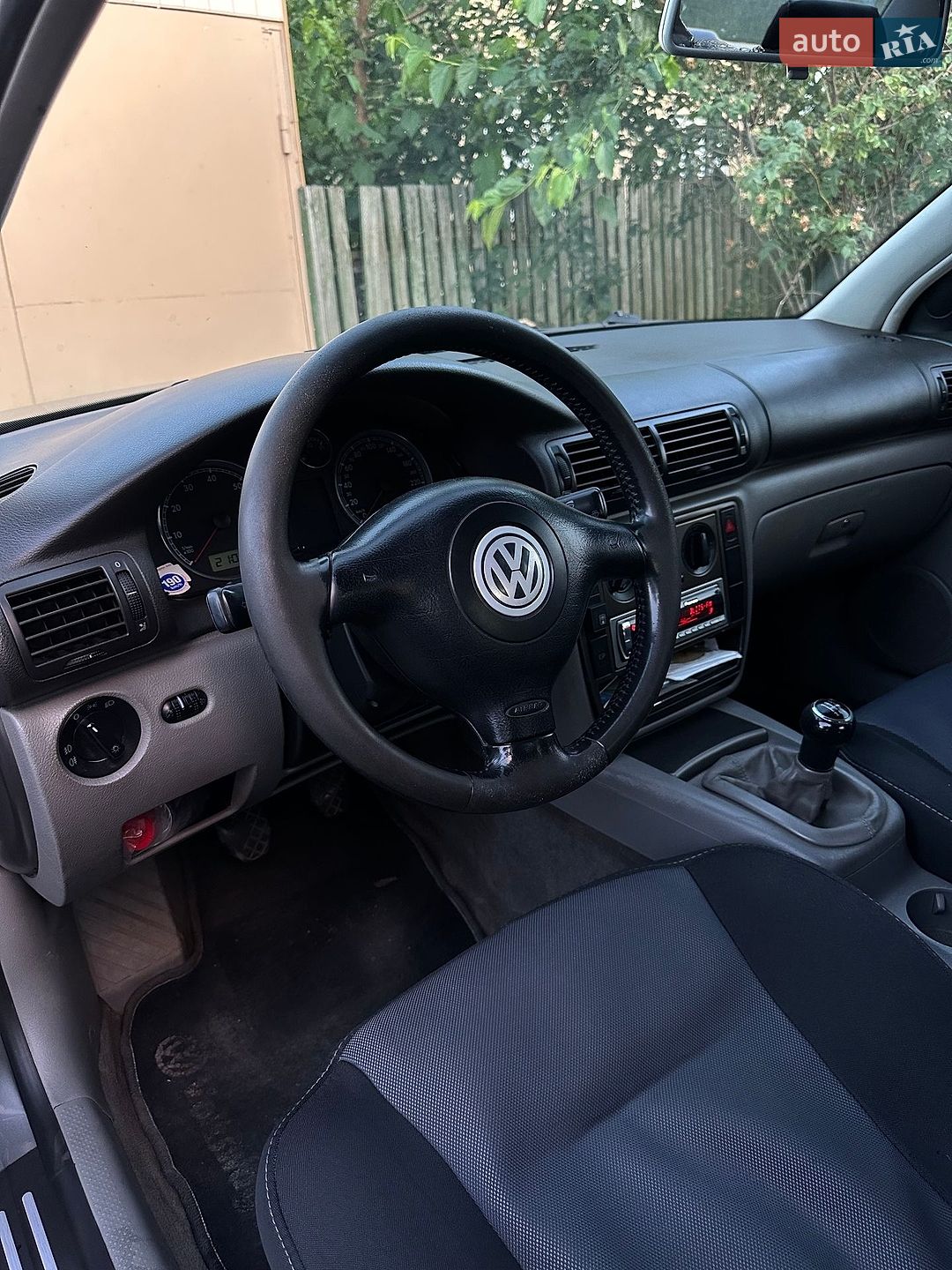 Volkswagen Passat 2003 VIN WVWZZZ3BZ3P044945 фото оголошення 6 з 9