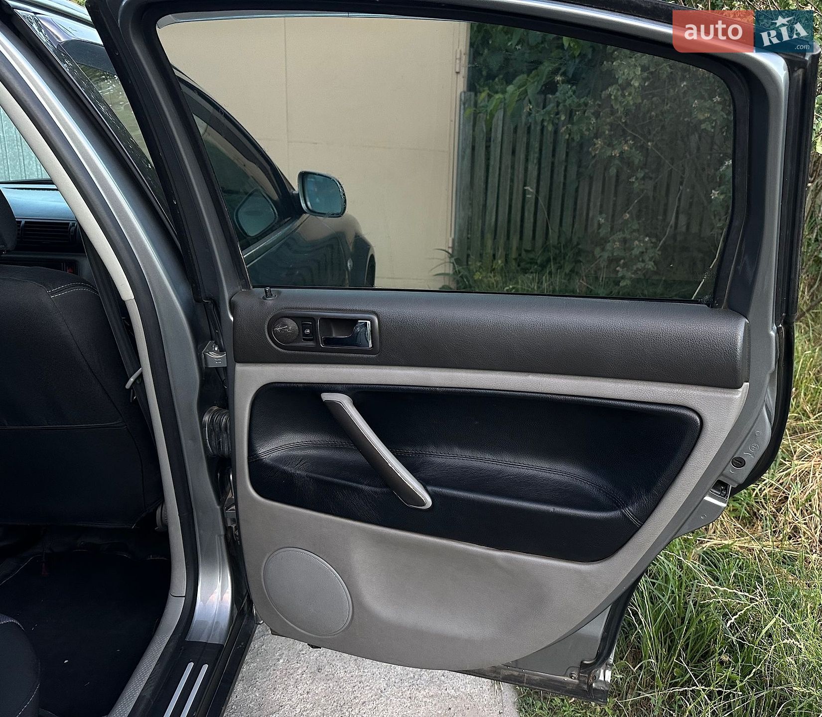 Volkswagen Passat 2003 VIN WVWZZZ3BZ3P044945 фото оголошення 8 з 9