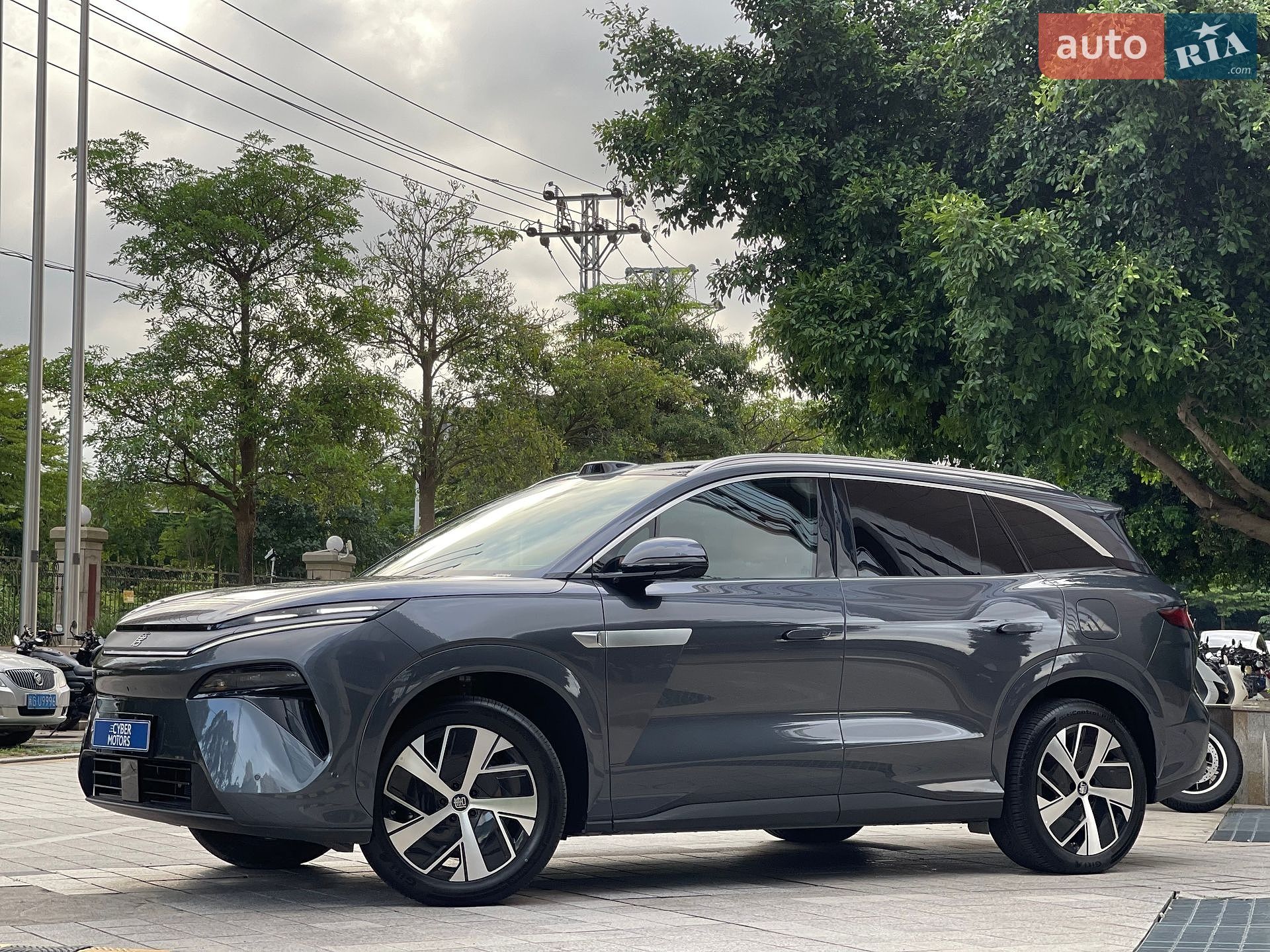 BYD Tang L 2025 VIN LGXCH4CD0S0250355 фото оголошення 4 з 11