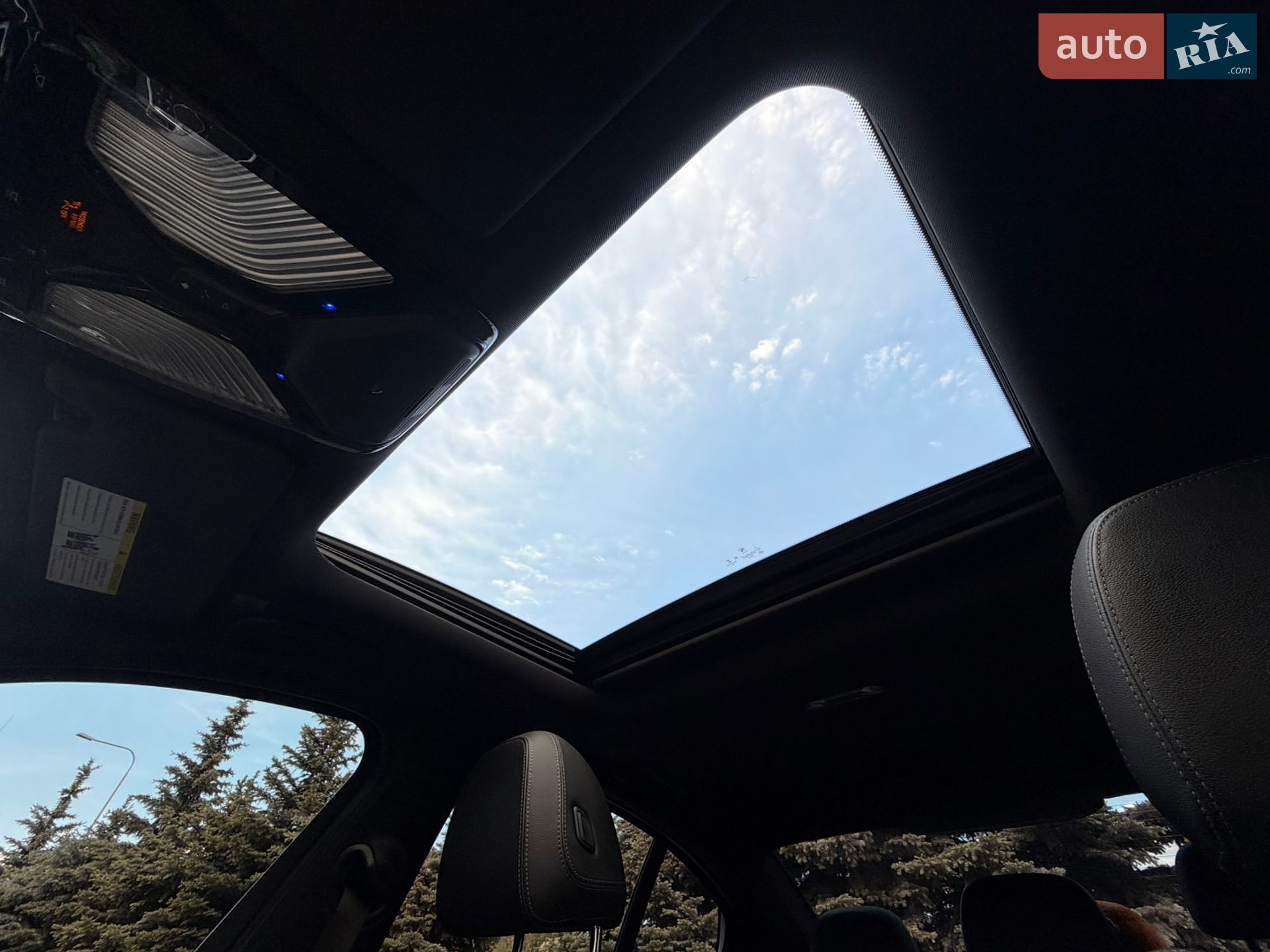 BMW 3 Series 2019 VIN WBA5R7C56KAJ84558 фото оголошення 15 з 18