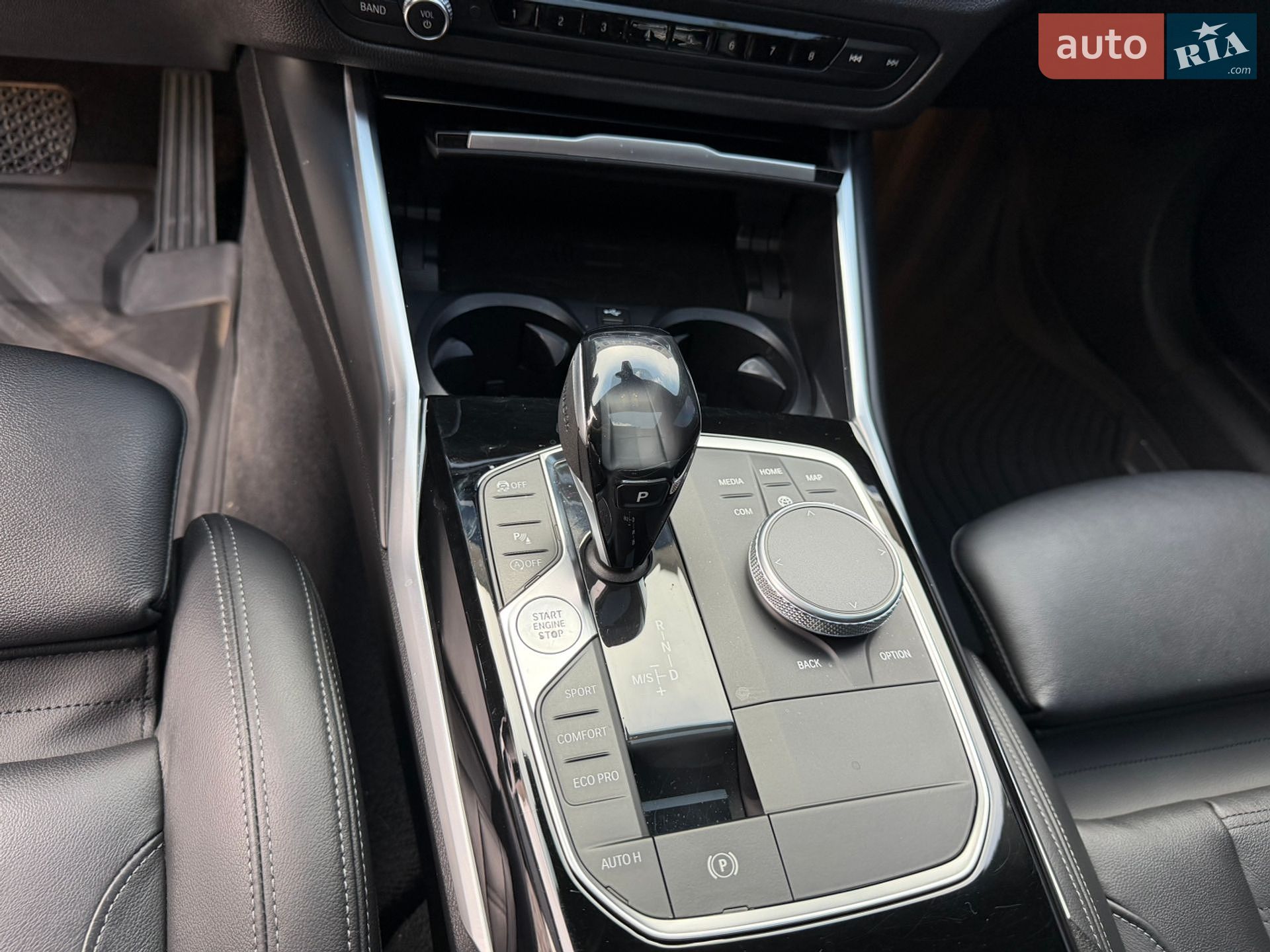 BMW 3 Series 2019 VIN WBA5R7C56KAJ84558 фото оголошення 16 з 18