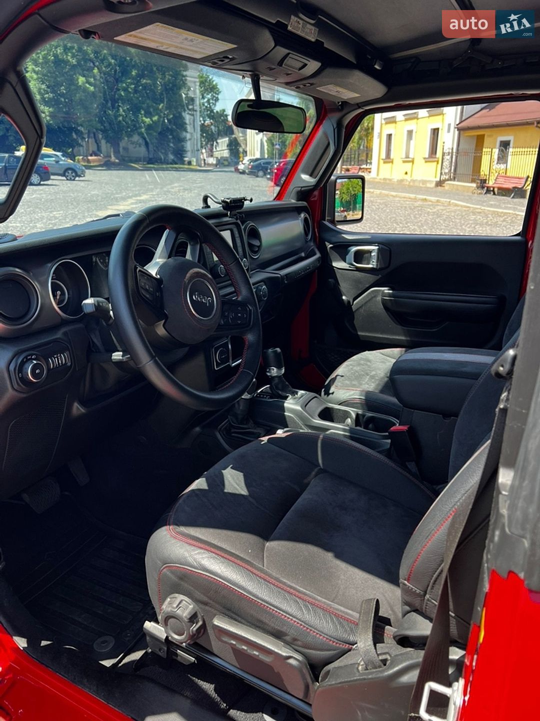 Jeep Wrangler 2021 VIN 1C4GJXAN5MW737597 фото оголошення 5 з 19