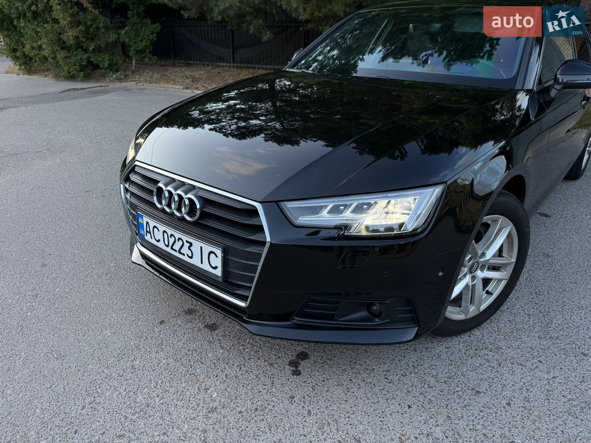 Audi A4 2016 VIN WAUZZZF46GN002499 фото оголошення 5 з 52