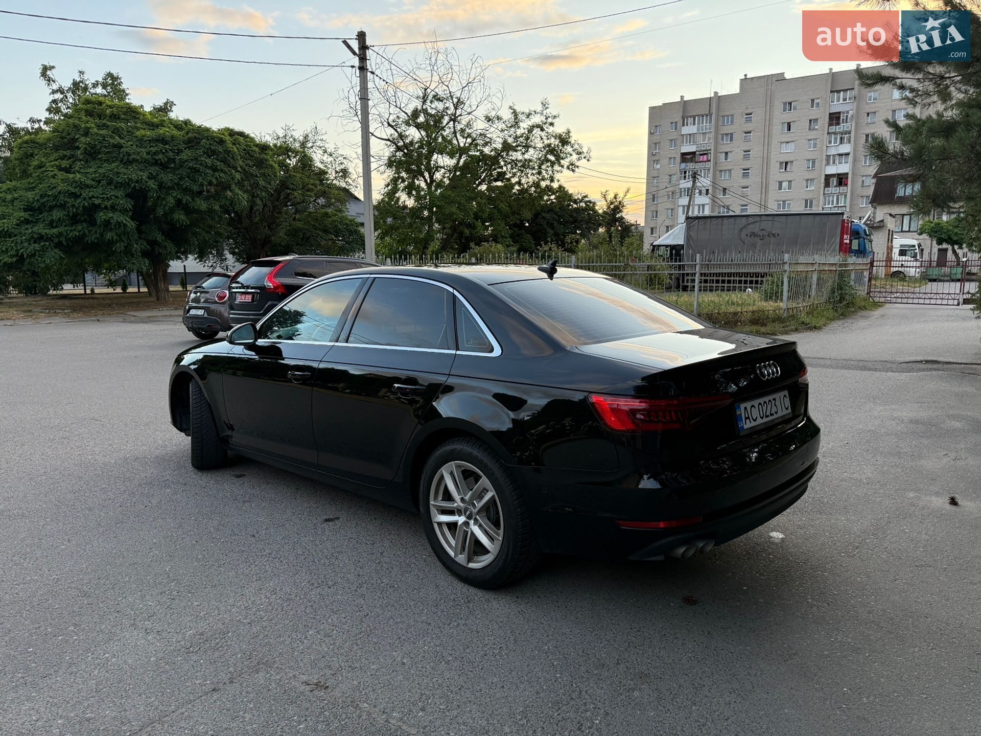Audi A4 2016 VIN WAUZZZF46GN002499 фото оголошення 10 з 52