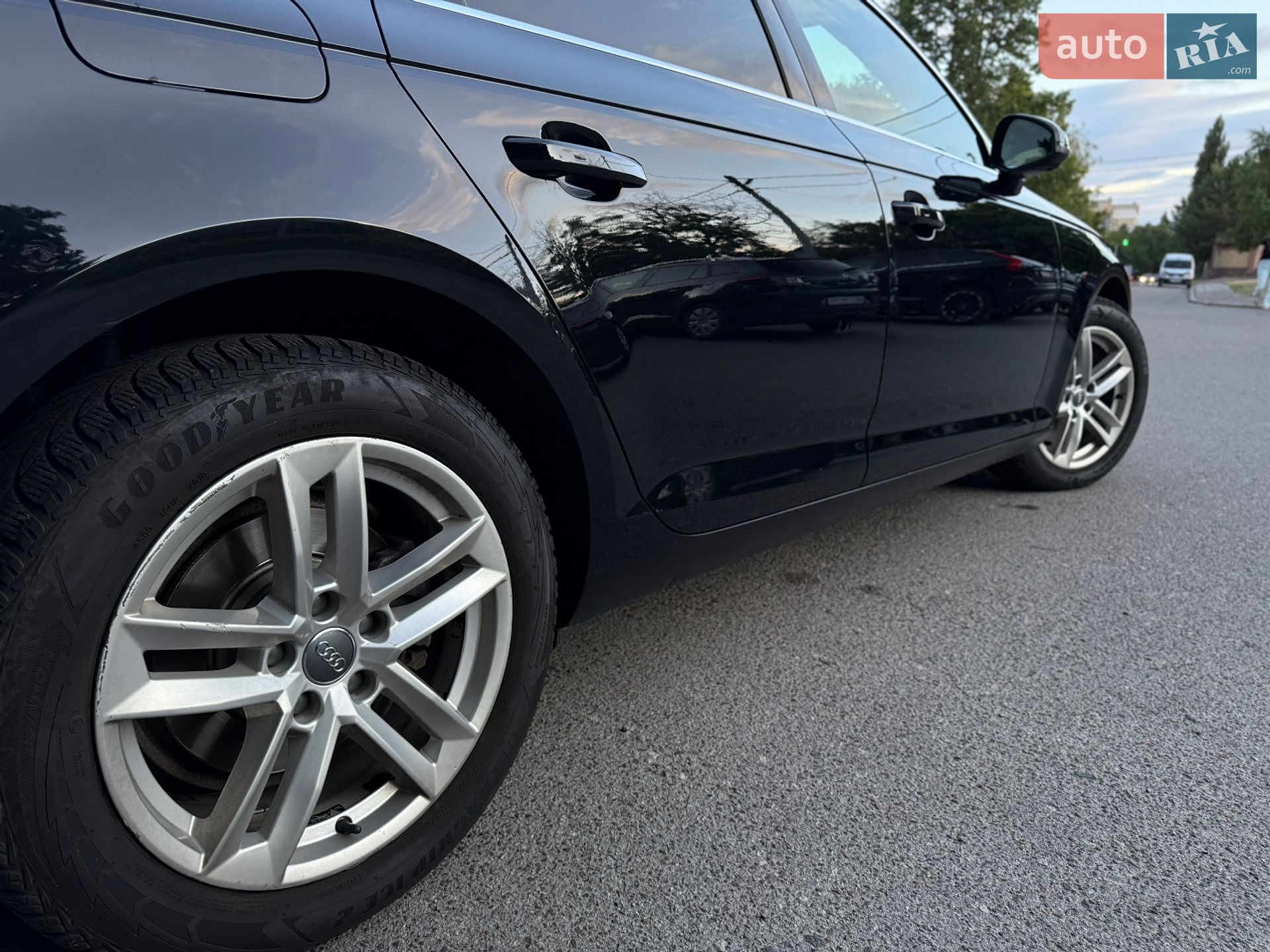 Audi A4 2016 VIN WAUZZZF46GN002499 фото оголошення 22 з 52