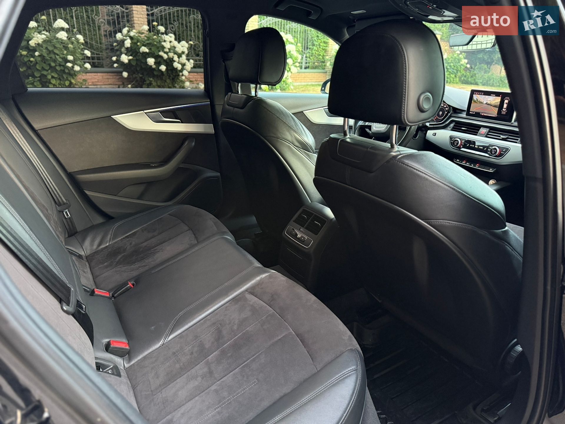 Audi A4 2016 VIN WAUZZZF46GN002499 фото оголошення 47 з 52