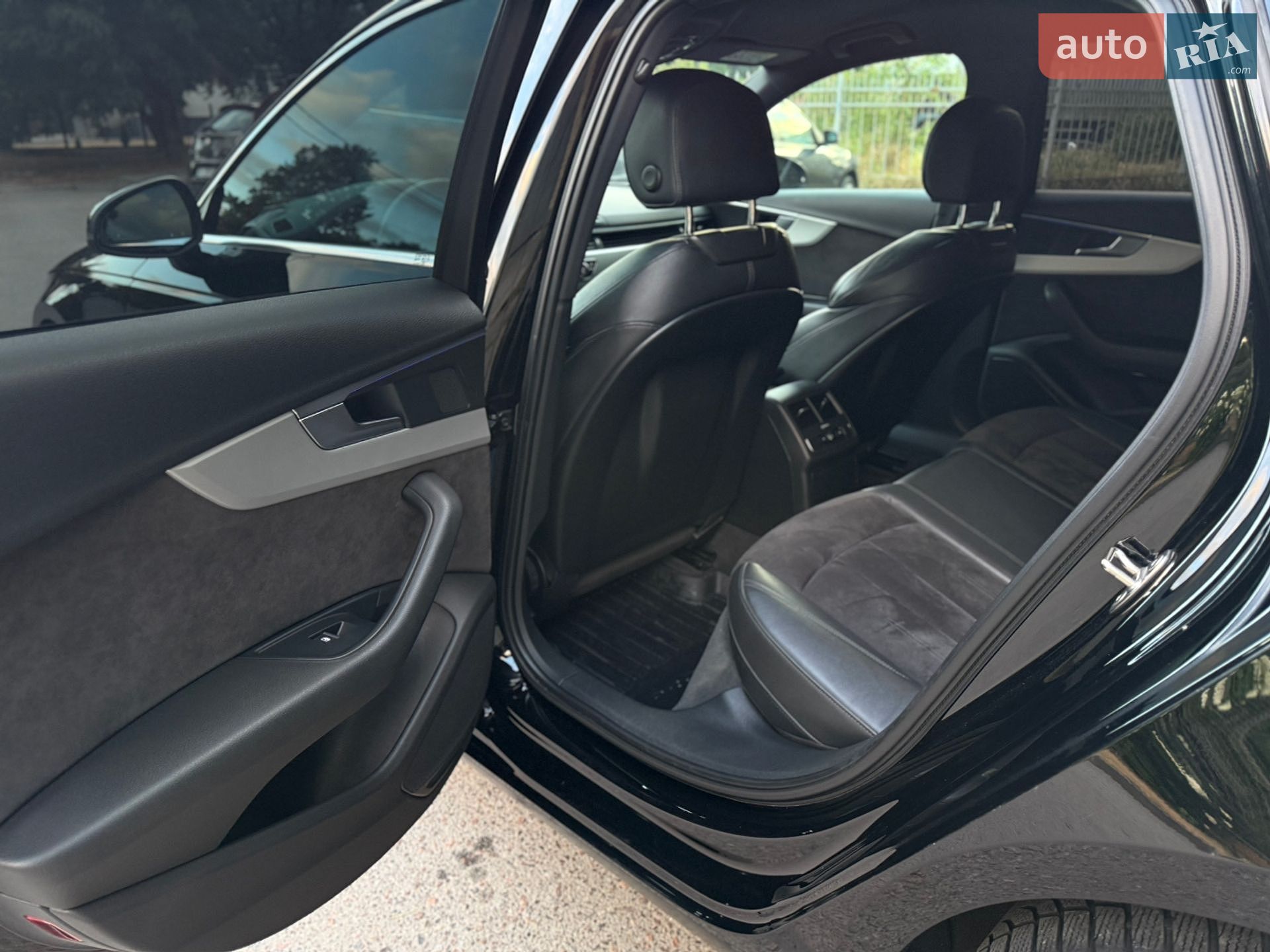Audi A4 2016 VIN WAUZZZF46GN002499 фото оголошення 49 з 52