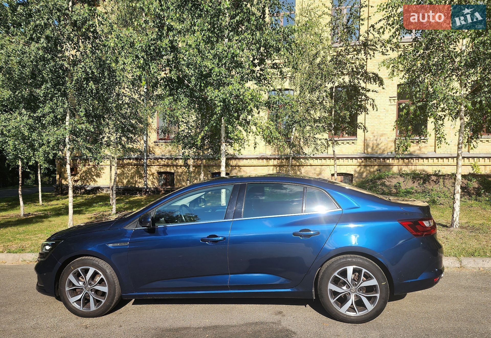 Renault Megane 2018 VIN VF1RFB00659715951 фото оголошення 8 з 25
