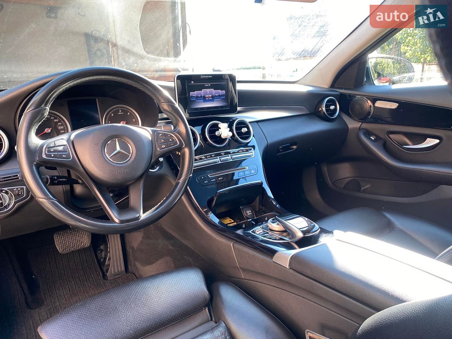 Mercedes-Benz C-Class 2015 VIN WDD2052371F181249 фото оголошення 27 з 43