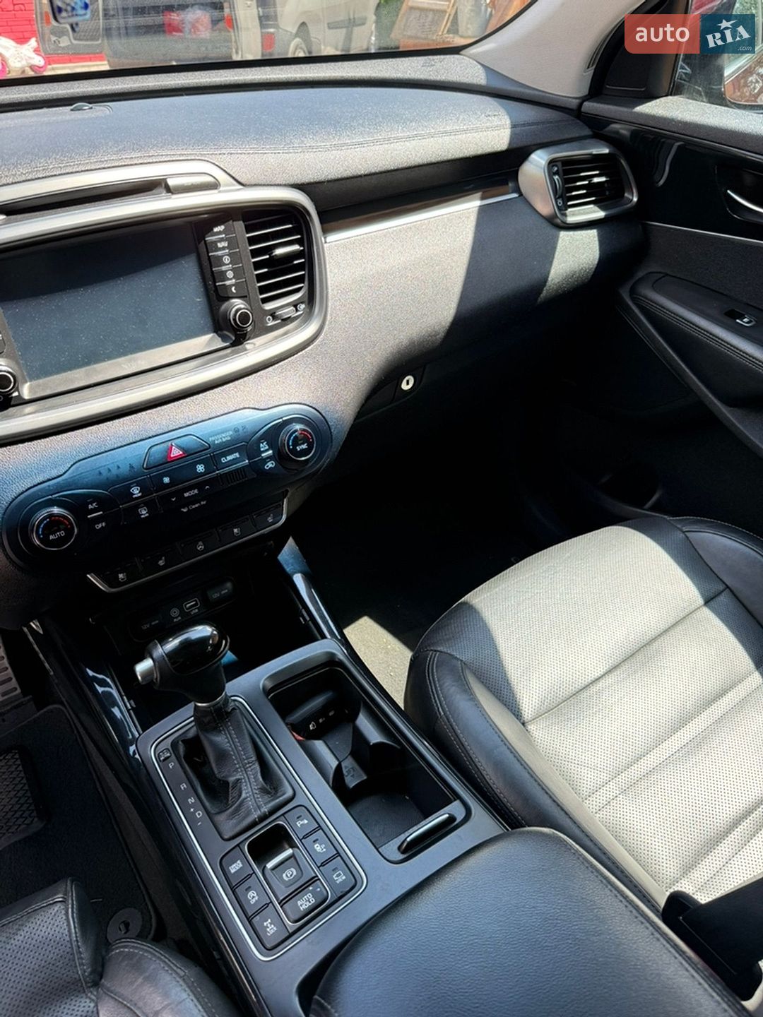 Kia Sorento 2016 VIN KNAPH81BDG5206415 фото оголошення 28 з 38