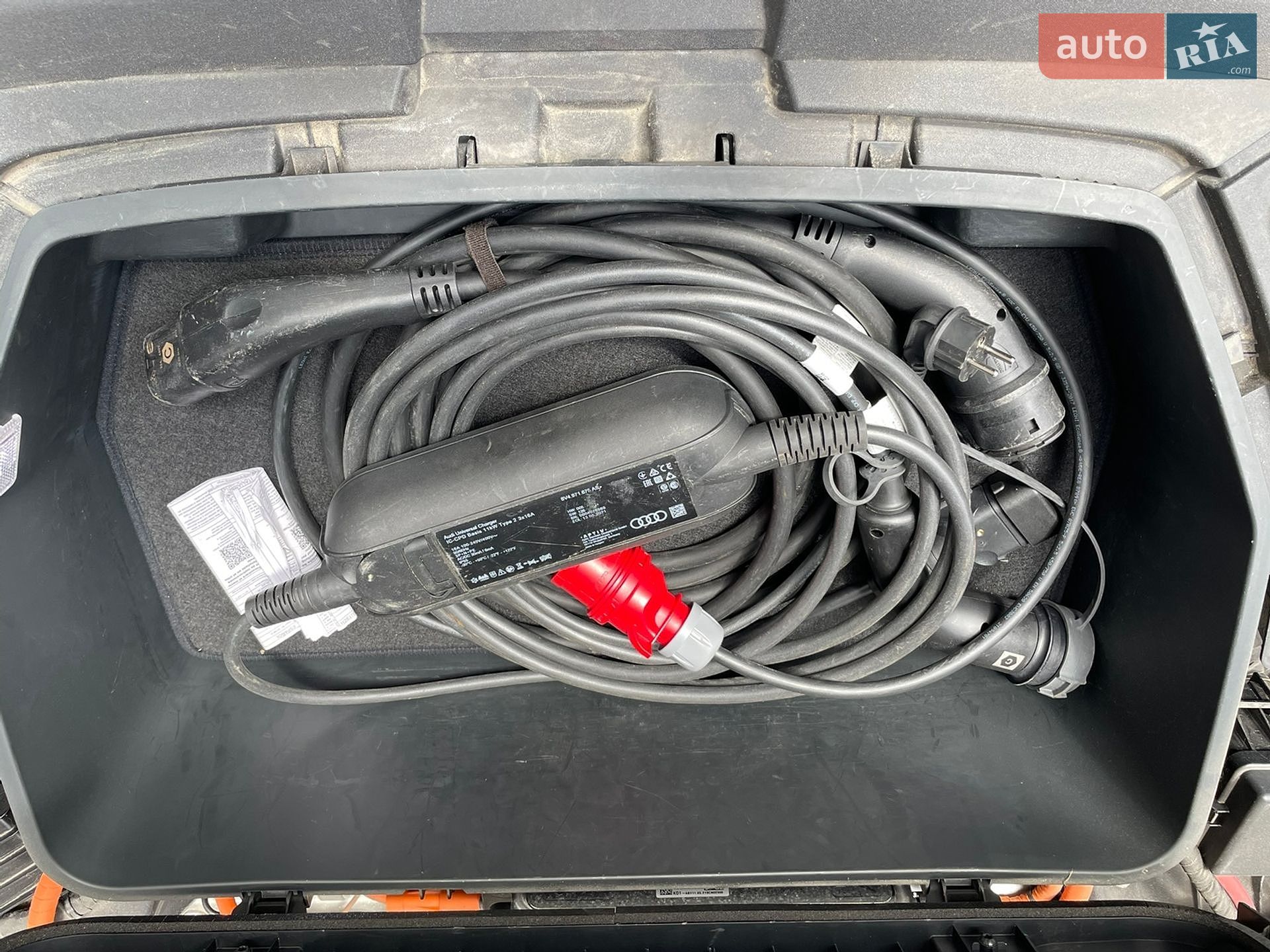 Audi e-tron 2021 VIN WAUZZZGE8MB043009 фото оголошення 72 з 83