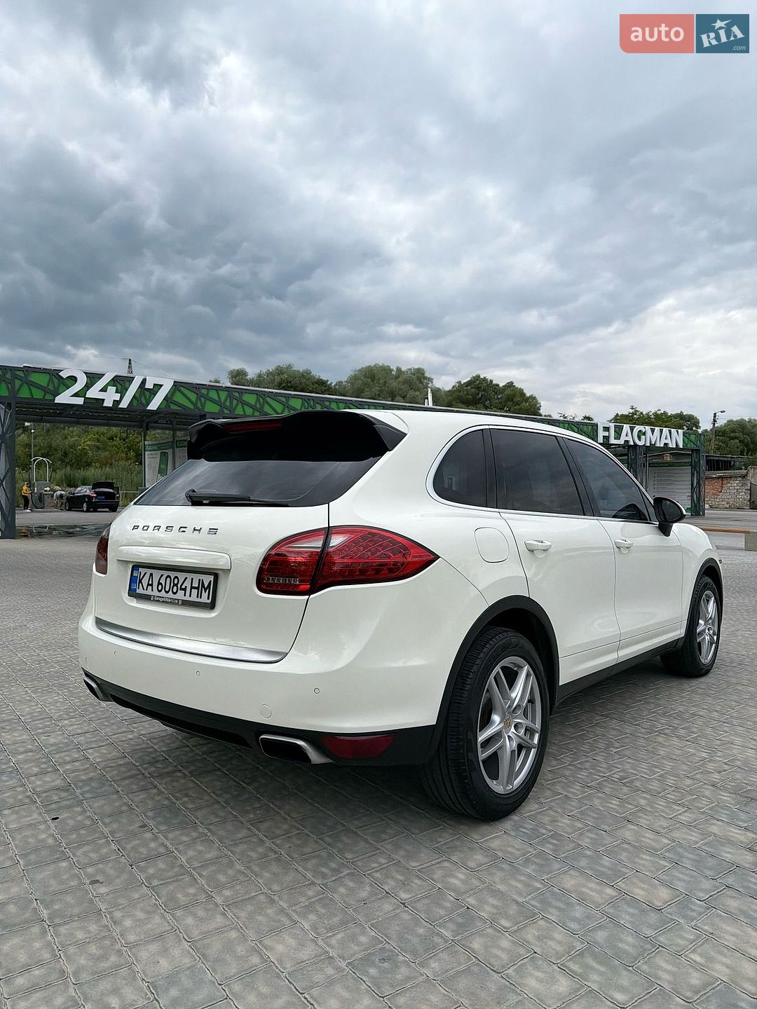 Porsche Cayenne 2011 VIN WP1ZZZ92ZBLA00187 фото оголошення 5 з 28