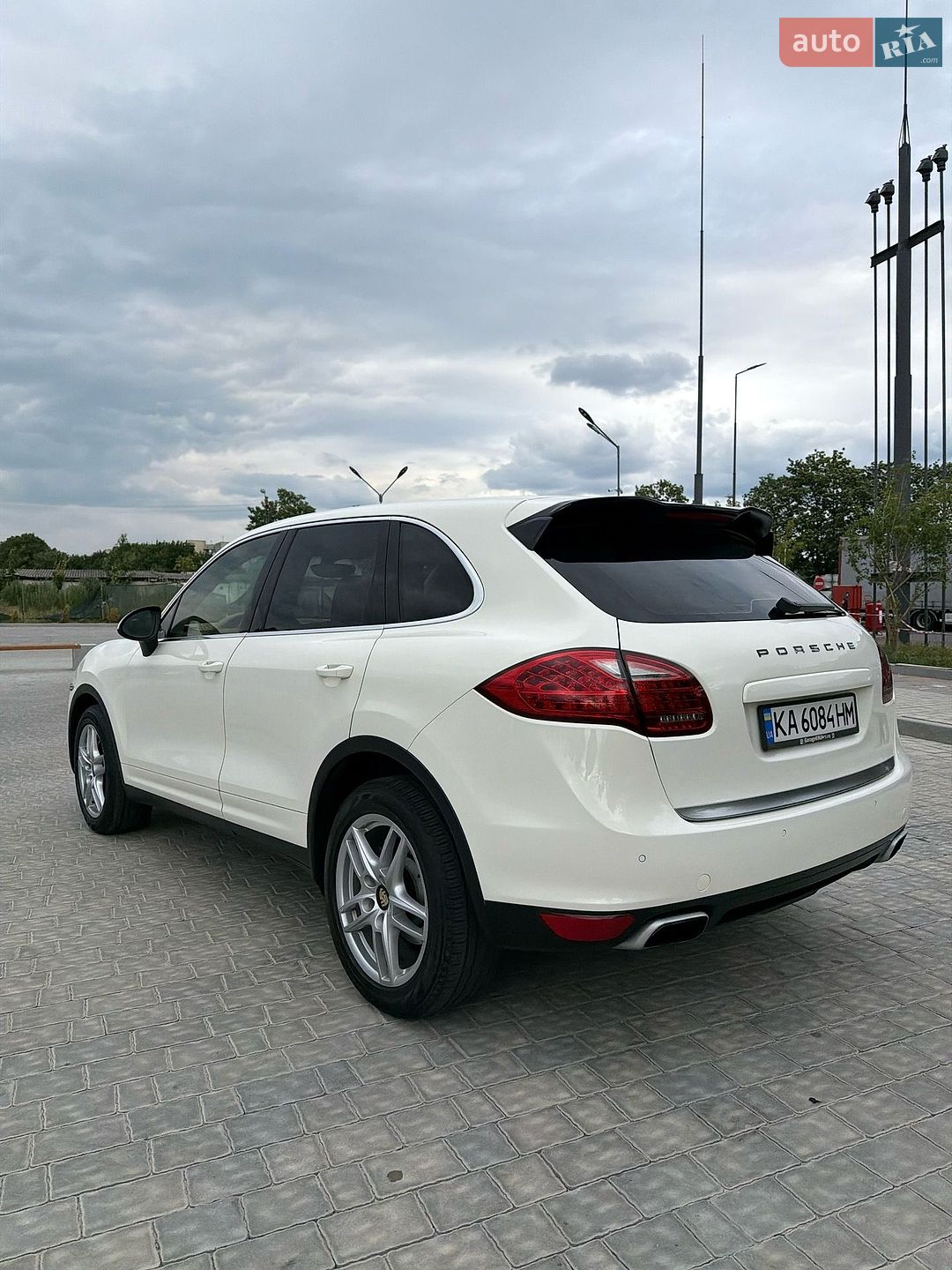 Porsche Cayenne 2011 VIN WP1ZZZ92ZBLA00187 фото оголошення 7 з 28