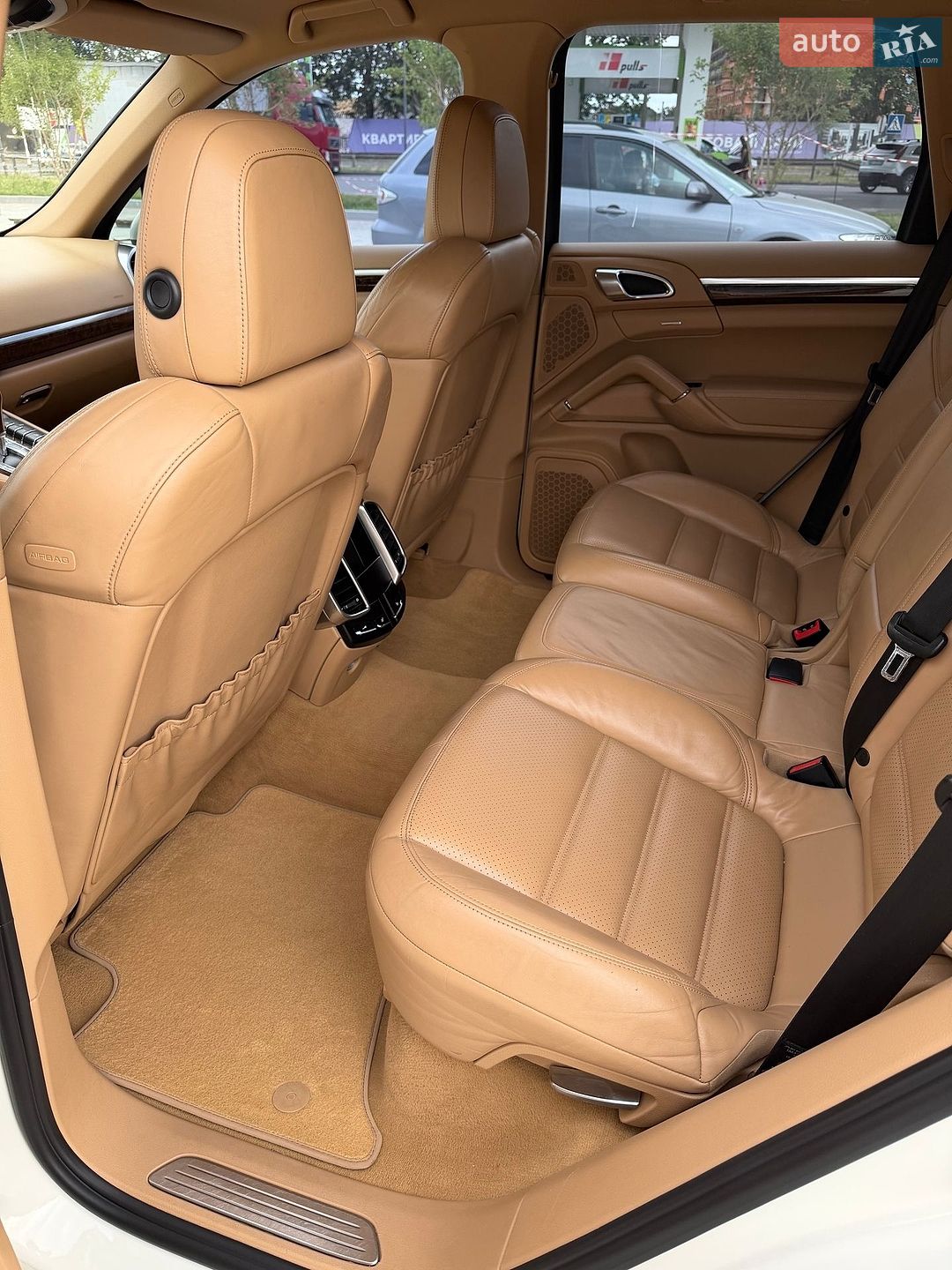 Porsche Cayenne 2011 VIN WP1ZZZ92ZBLA00187 фото оголошення 11 з 28