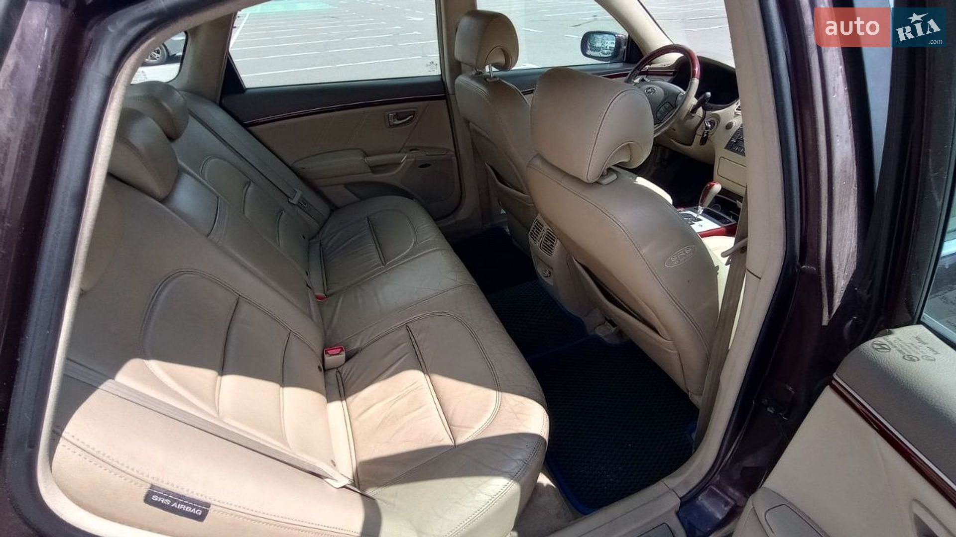 Hyundai Grandeur 2006 VIN KMHFC41DP6A124742 фото оголошення 9 з 17