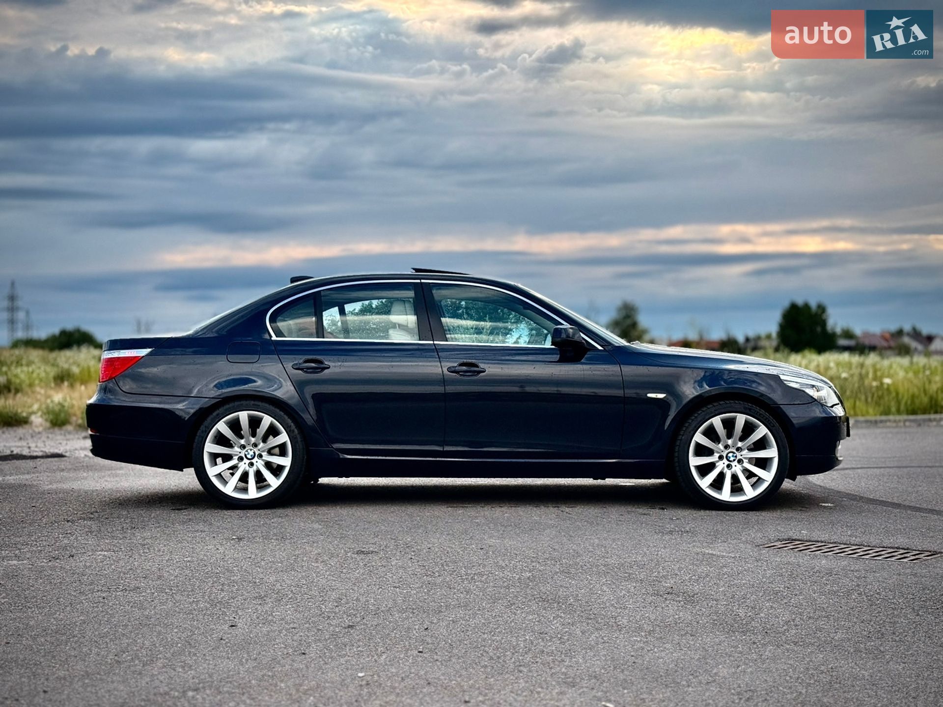 BMW 5 Series 2009 VIN WBANV9C50AC139495 фото оголошення 6 з 36