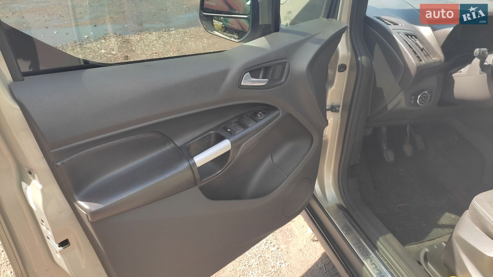 Ford Tourneo Connect 2013 VIN WF0TXXWPGTDE15102 фото оголошення 13 з 21