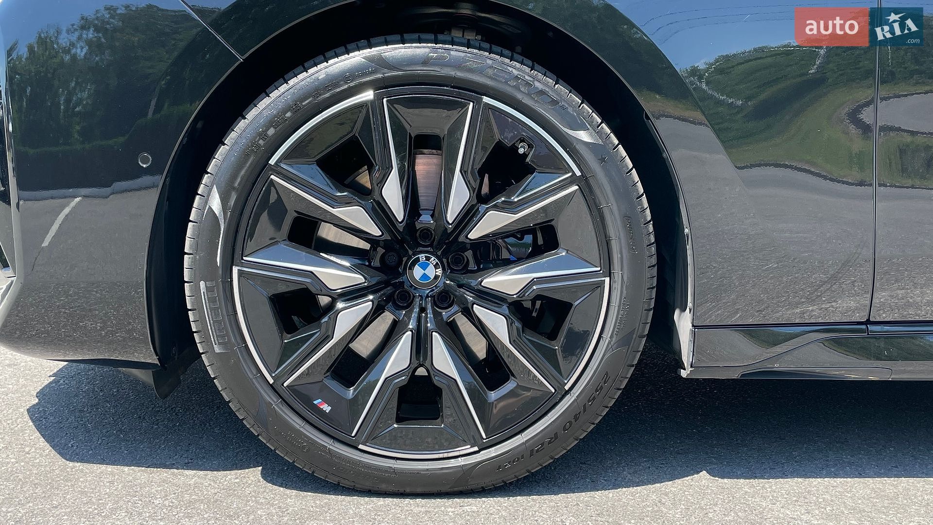 BMW 7 Series 2025 VIN WBA21EJ0X0CV76496 фото оголошення 10 з 35