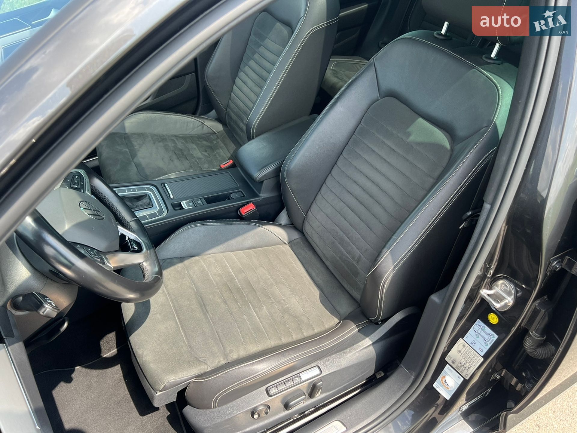 Volkswagen Passat 2021 VIN WVWZZZ3CZME096823 фото оголошення 15 з 51