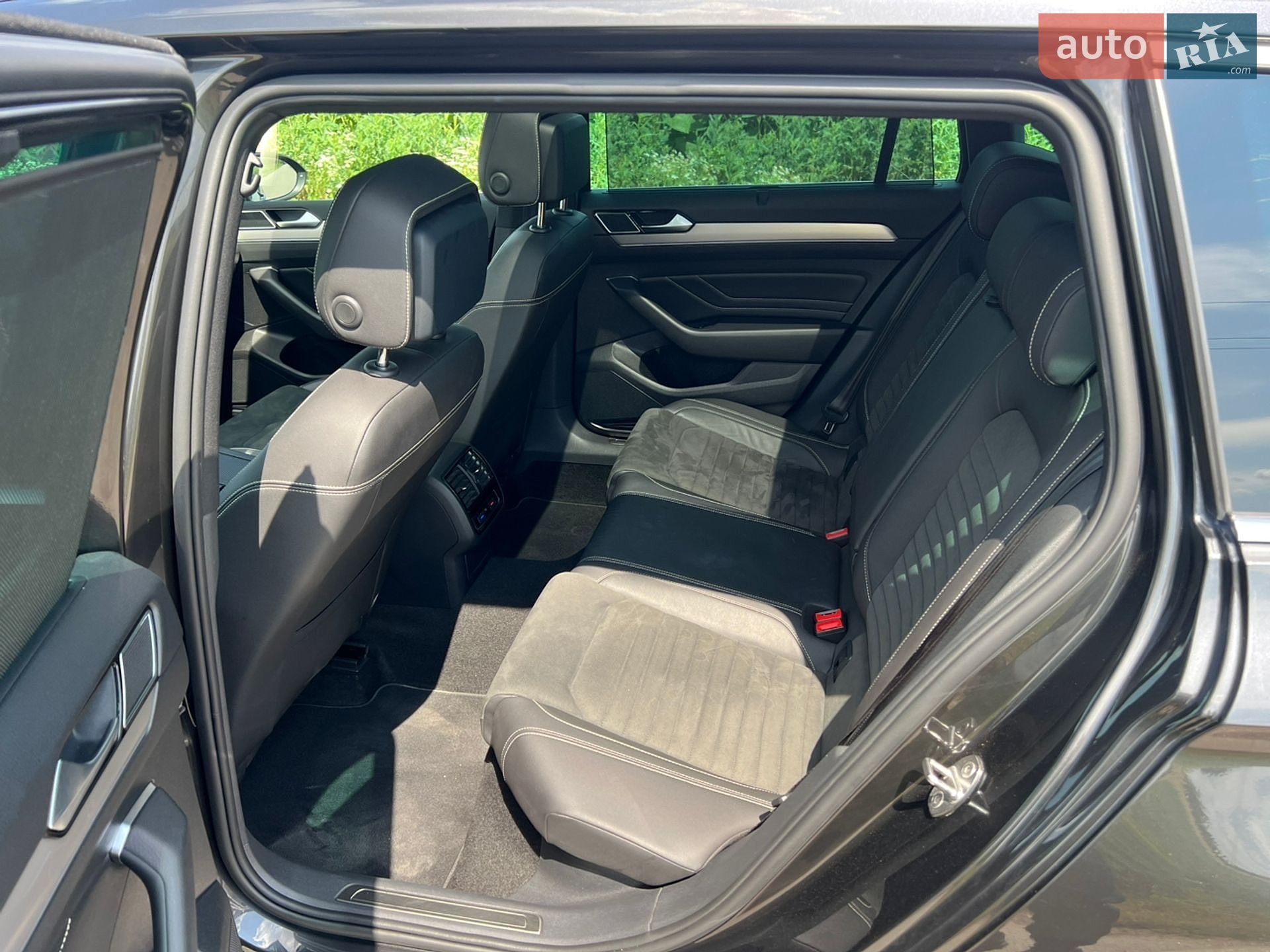 Volkswagen Passat 2021 VIN WVWZZZ3CZME096823 фото оголошення 22 з 51