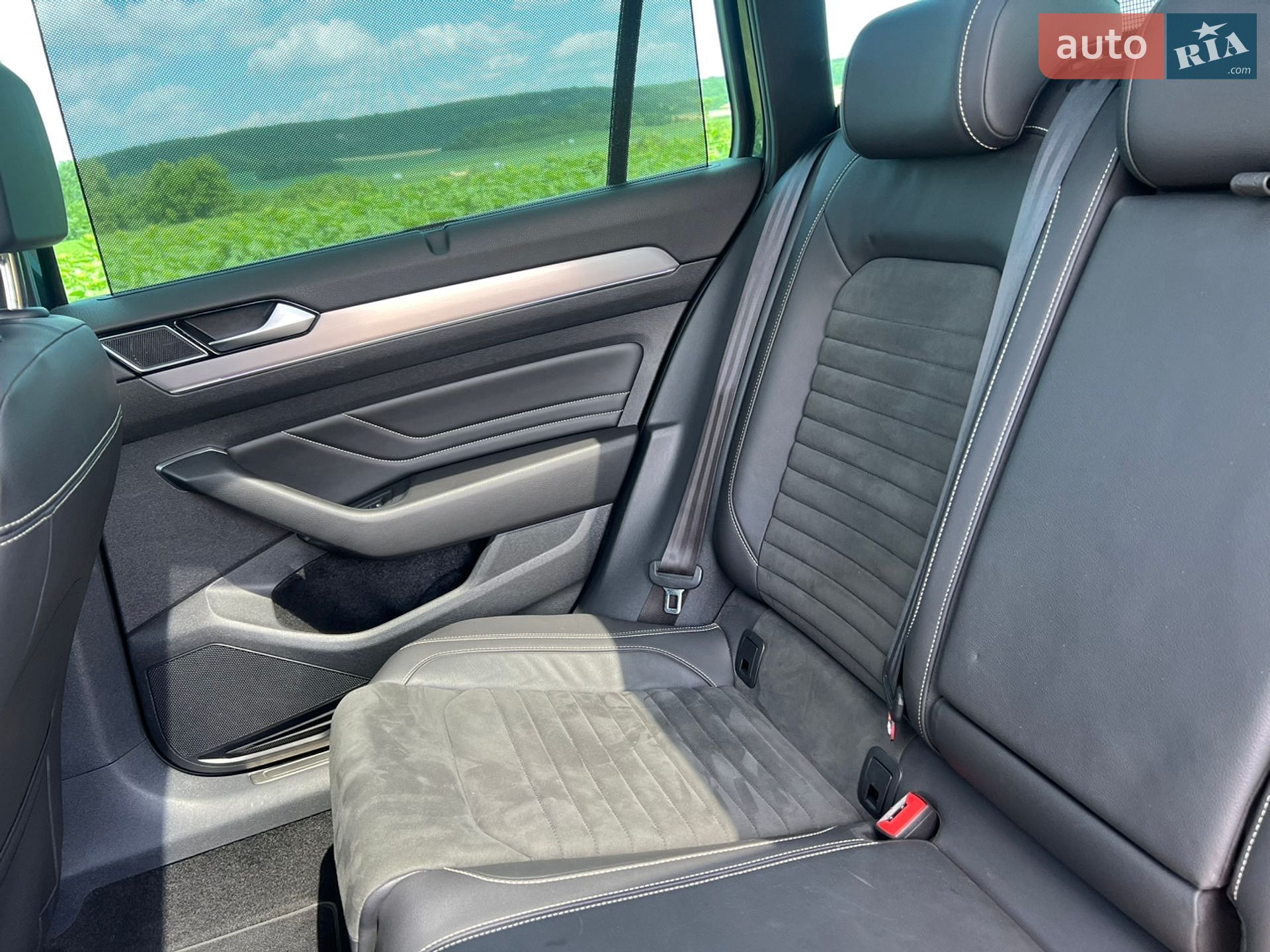 Volkswagen Passat 2021 VIN WVWZZZ3CZME096823 фото оголошення 25 з 51
