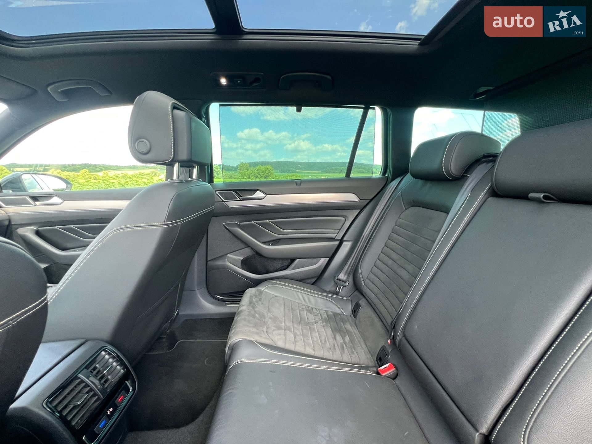 Volkswagen Passat 2021 VIN WVWZZZ3CZME096823 фото оголошення 26 з 51