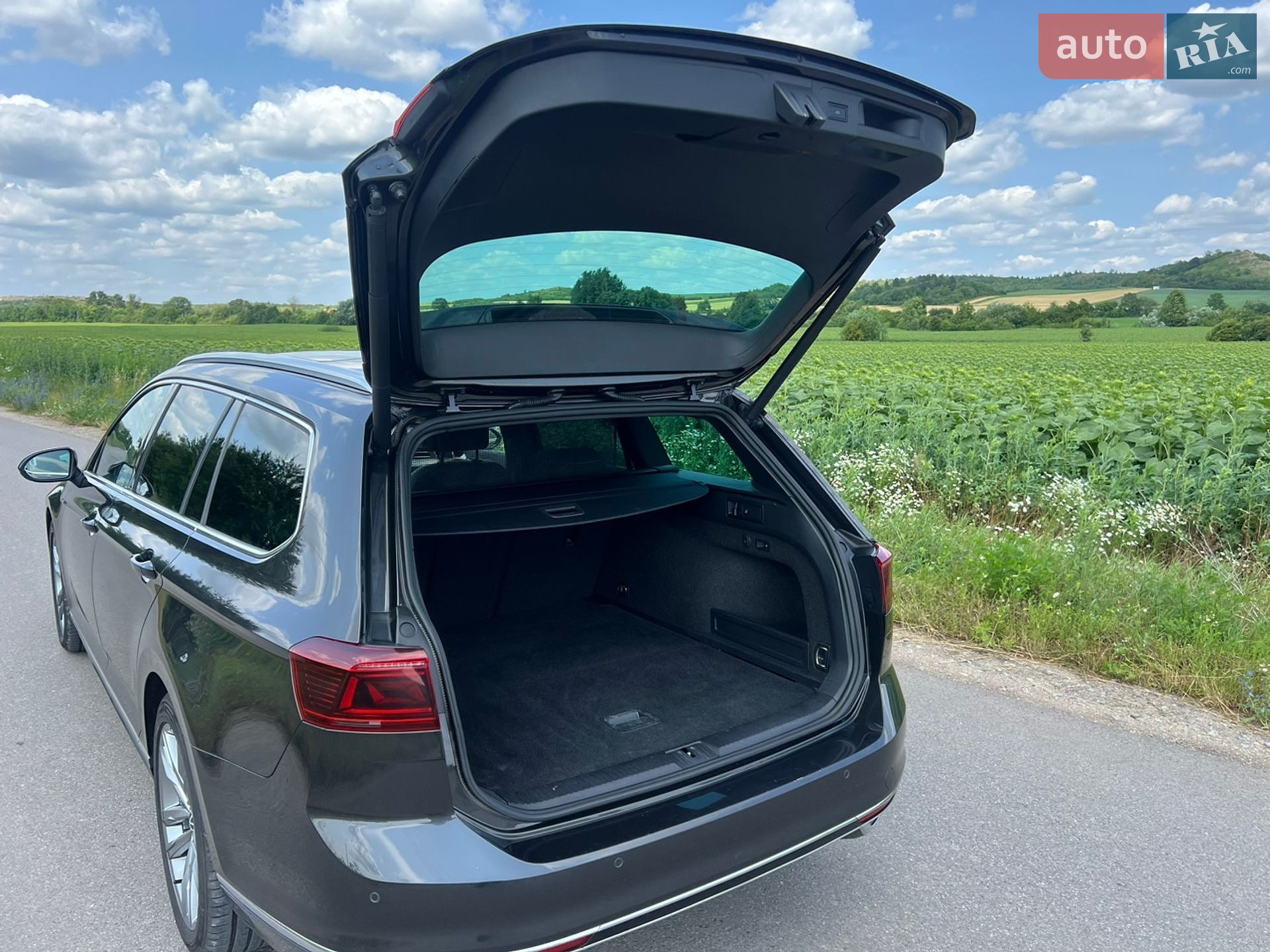 Volkswagen Passat 2021 VIN WVWZZZ3CZME096823 фото оголошення 29 з 51