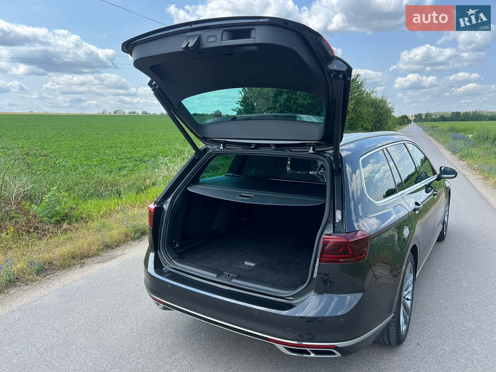 Volkswagen Passat 2021 VIN WVWZZZ3CZME096823 фото оголошення 31 з 51
