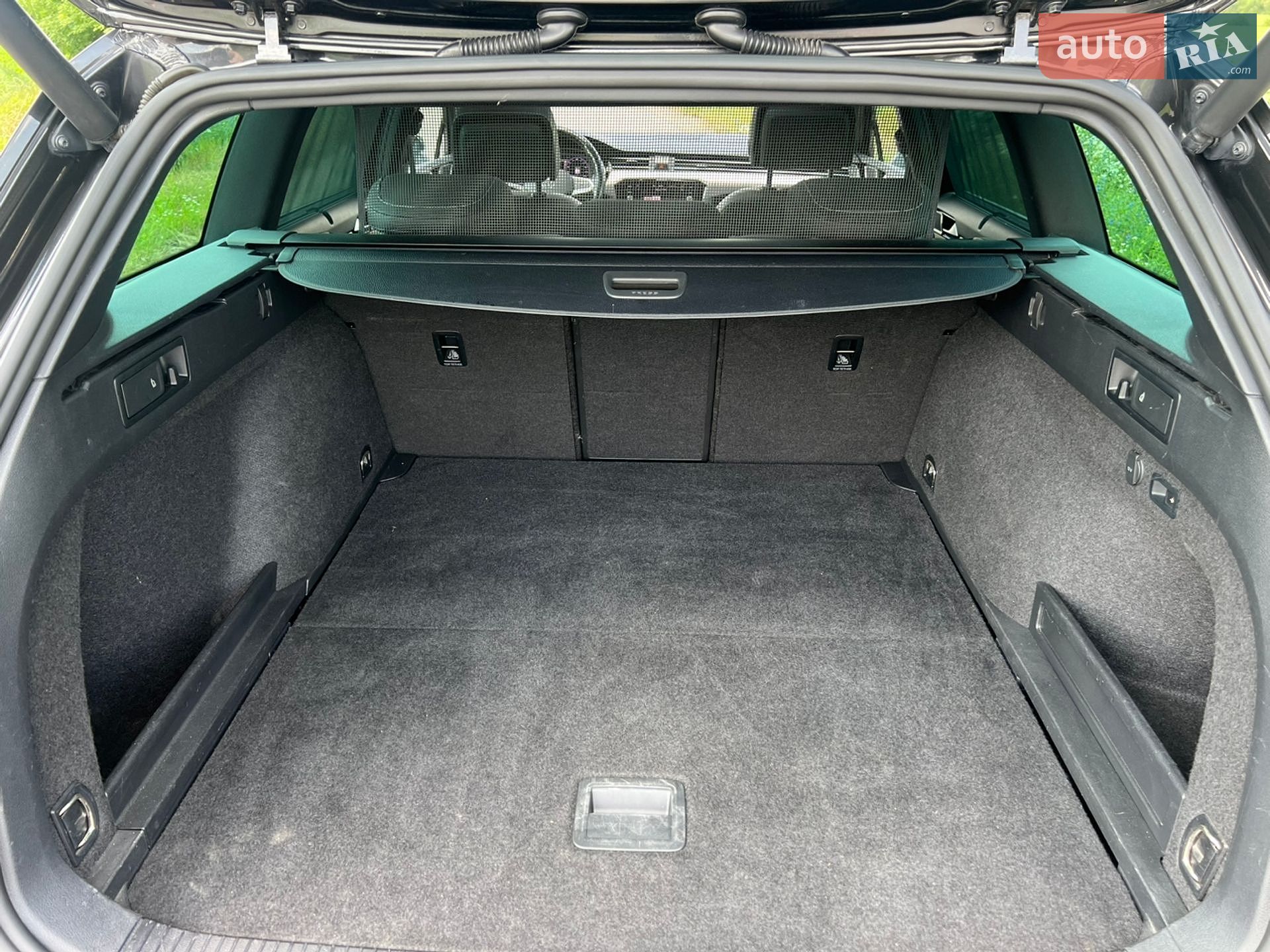 Volkswagen Passat 2021 VIN WVWZZZ3CZME096823 фото оголошення 32 з 51