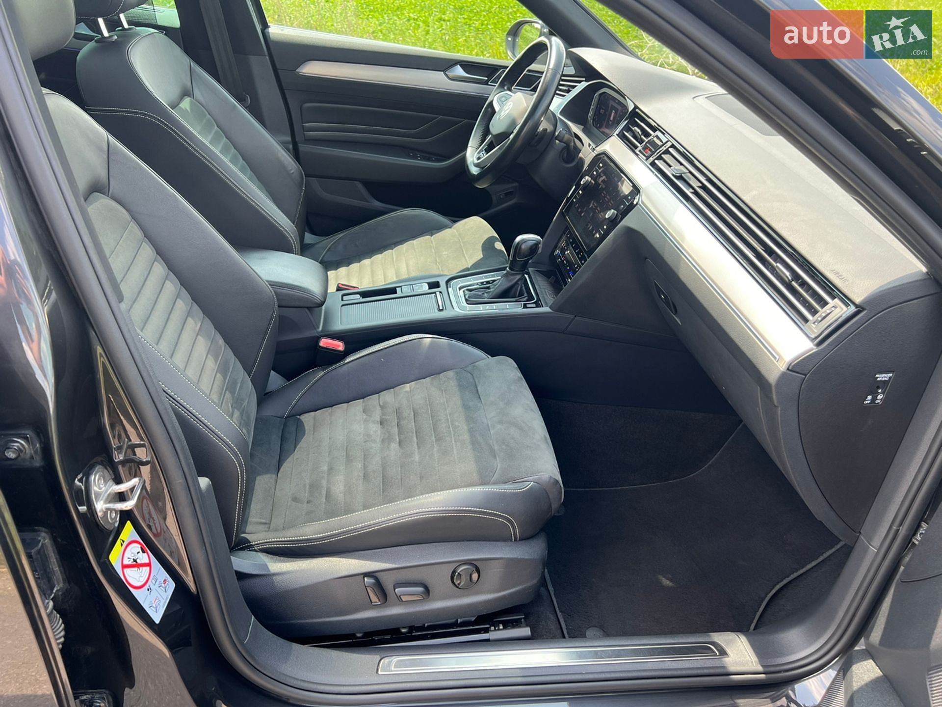 Volkswagen Passat 2021 VIN WVWZZZ3CZME096823 фото оголошення 43 з 51
