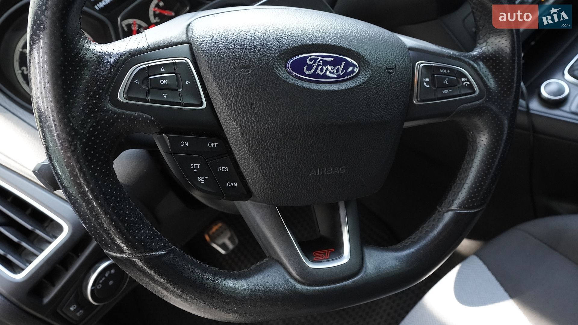 Ford Focus 2017 VIN 1FADP3L9XHL322847 фото оголошення 67 з 84