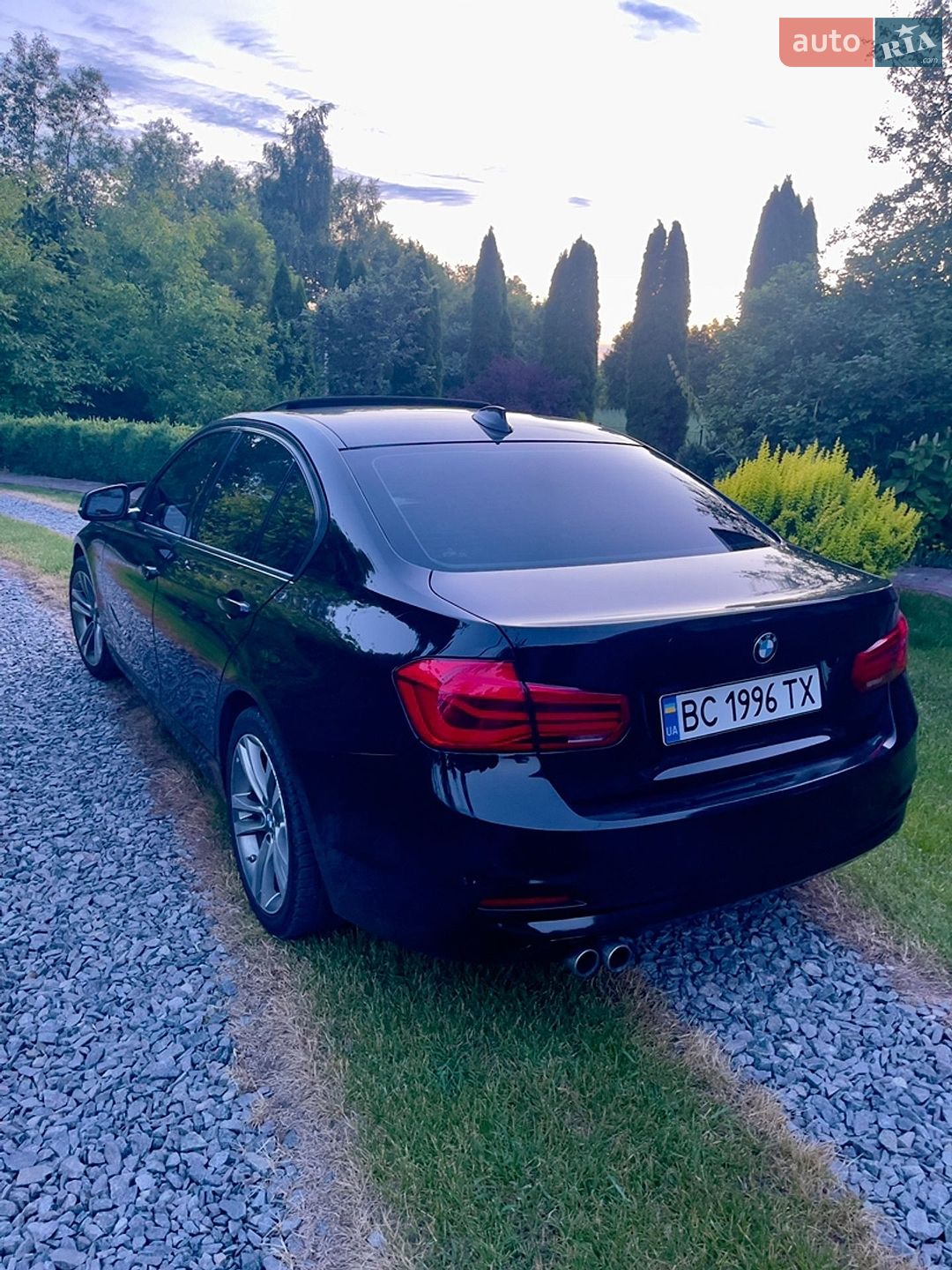 BMW 3 Series 2015 VIN WBA8E9C54GK643575 фото оголошення 2 з 10