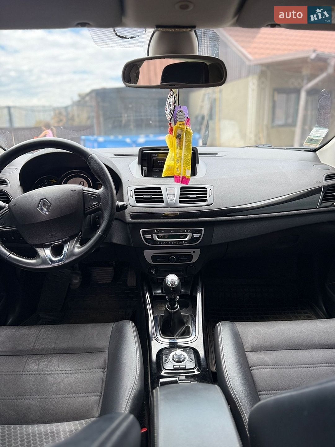 Renault Megane 2015 VIN VF1KZ030H54654323 фото оголошення 29 з 29