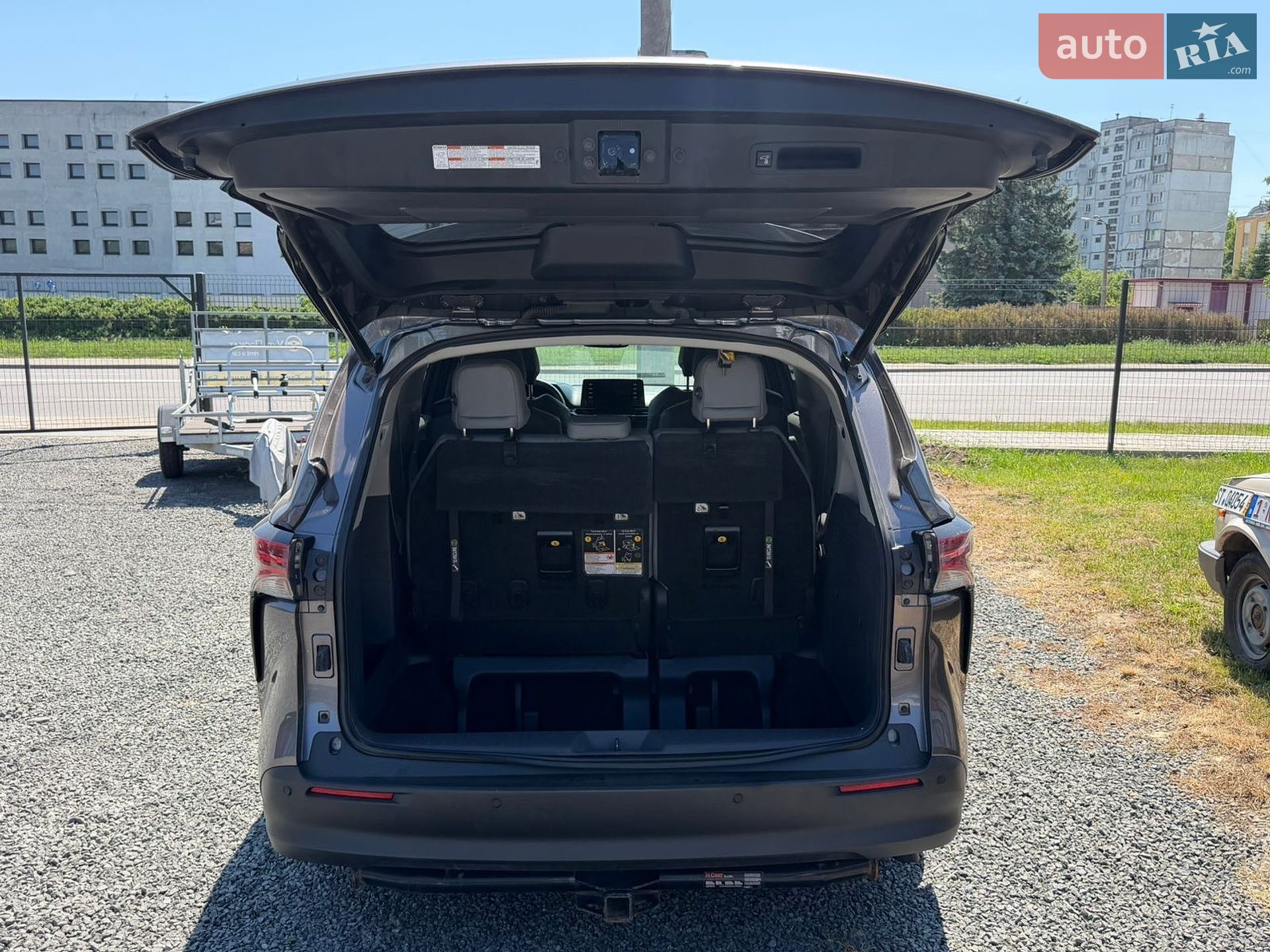 Toyota Sienna 2021 VIN 5TDYSKFC6MS012649 фото оголошення 8 з 23