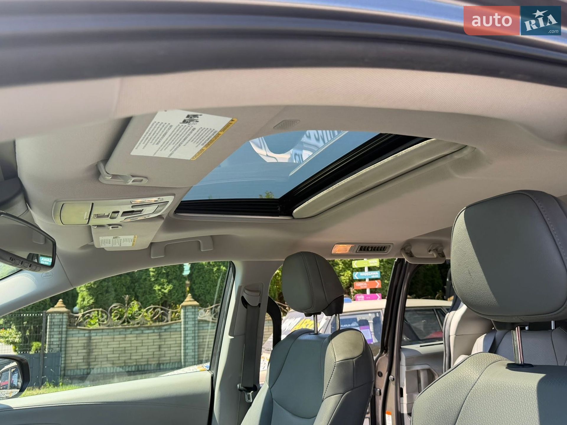 Toyota Sienna 2021 VIN 5TDYSKFC6MS012649 фото оголошення 13 з 23