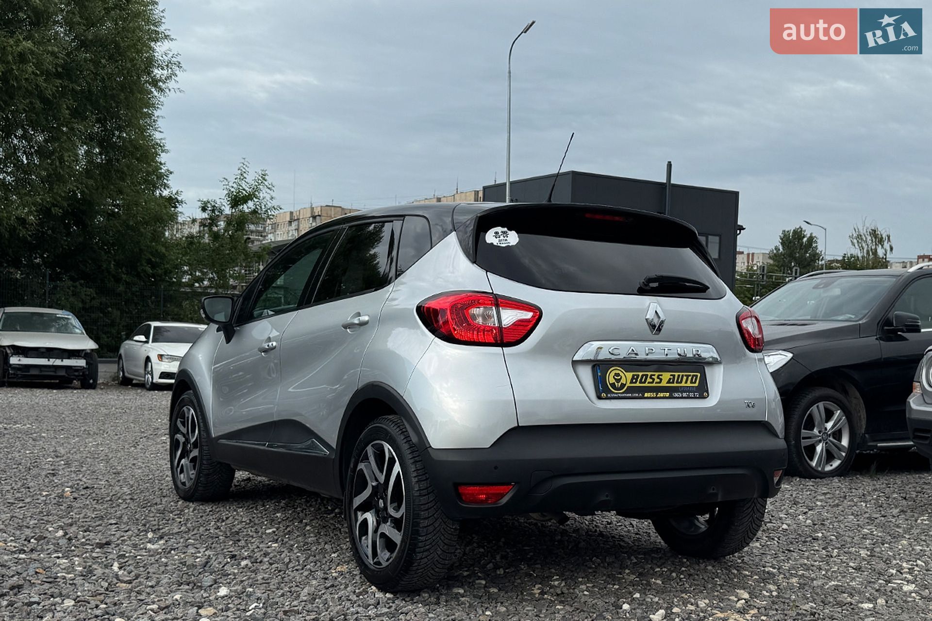 Renault Captur 2014 VIN VF12R401E50496516 фото оголошення 4 з 19