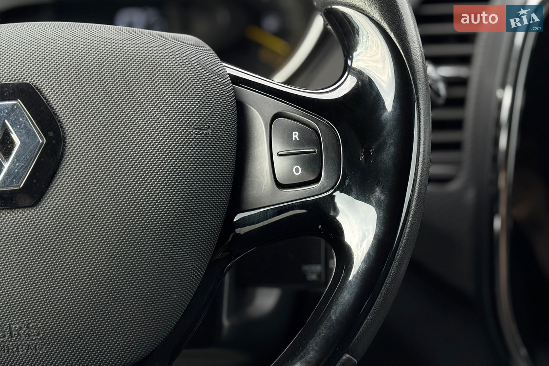 Renault Captur 2014 VIN VF12R401E50496516 фото оголошення 10 з 19