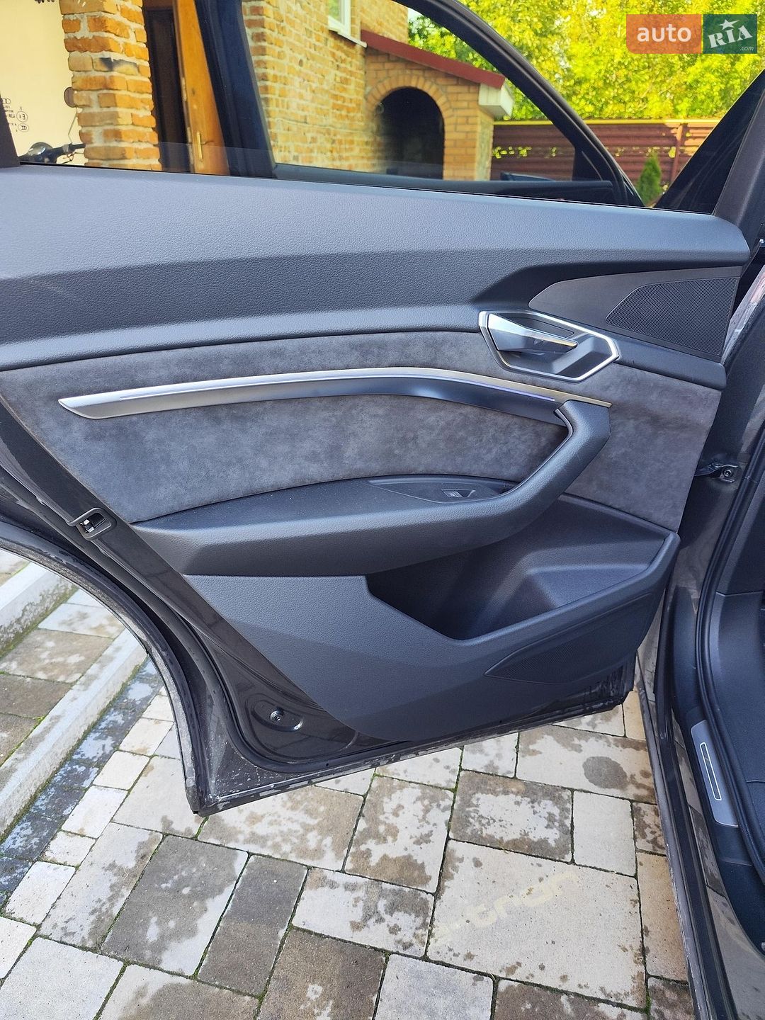 Audi e-tron 2021 VIN WAUZZZGE0MB042677 фото оголошення 50 з 53