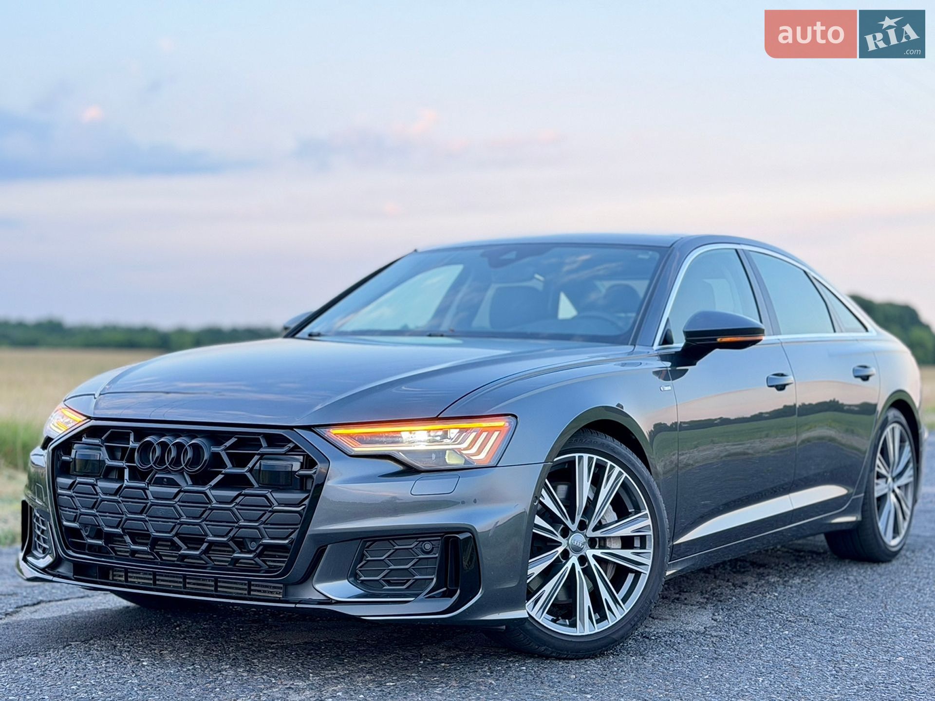 Audi A6 2019 VIN WAUM2AF29KN115256 фото оголошення 2 з 59