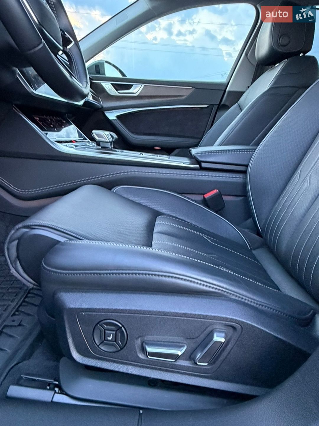 Audi A6 2019 VIN WAUM2AF29KN115256 фото оголошення 19 з 59