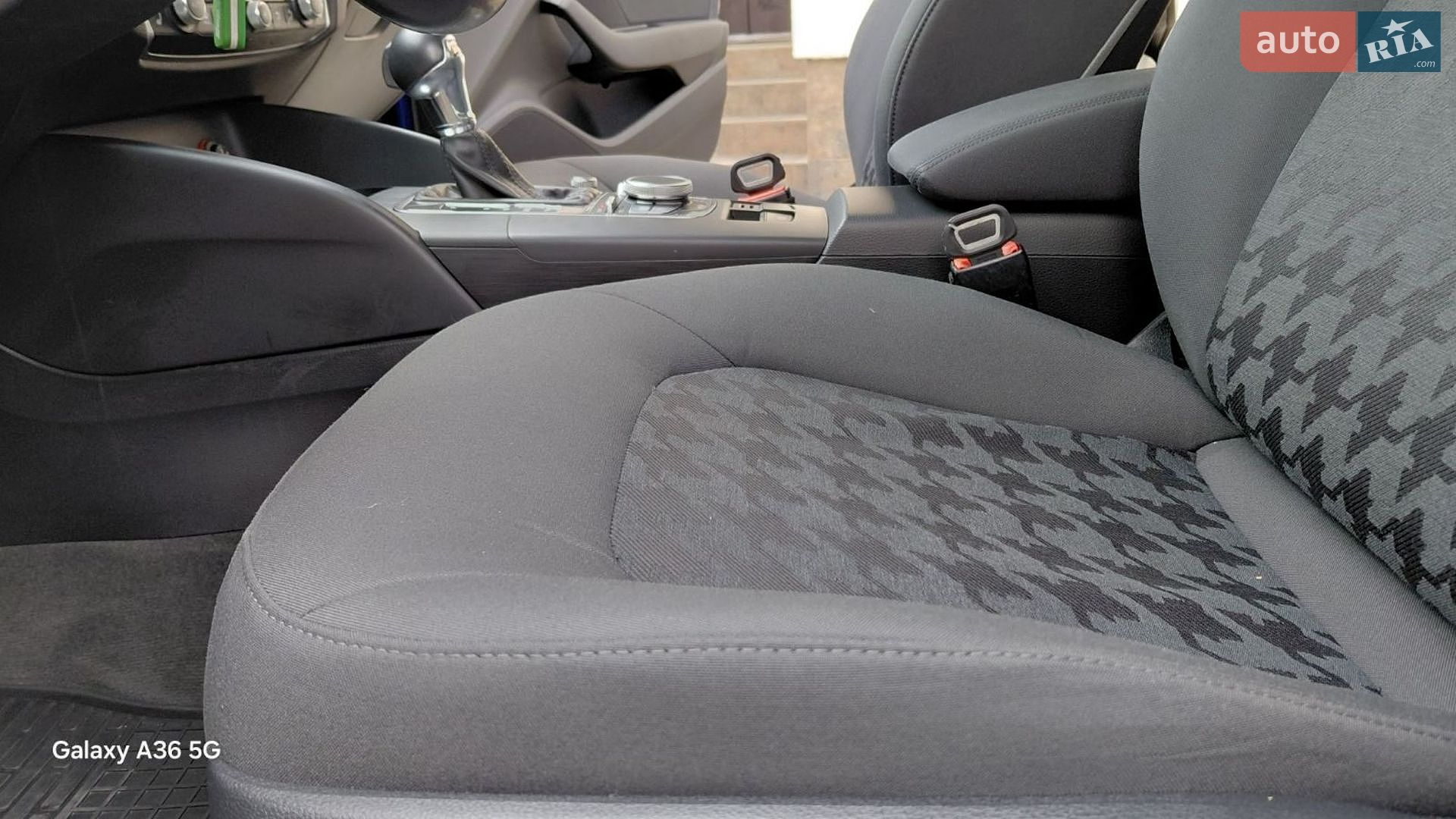 Audi A3 2014 VIN WAUZZZ8V7EA153541 фото оголошення 43 з 95