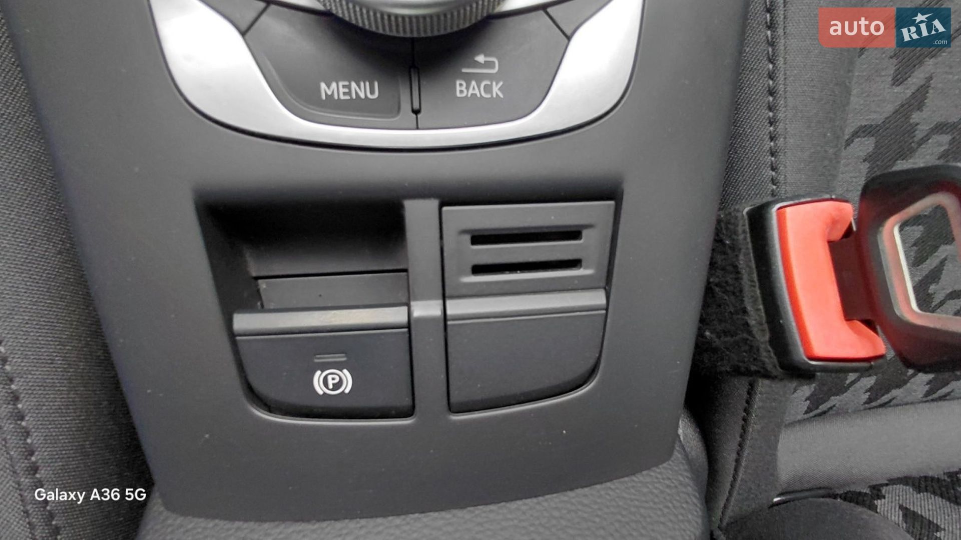 Audi A3 2014 VIN WAUZZZ8V7EA153541 фото оголошення 54 з 106