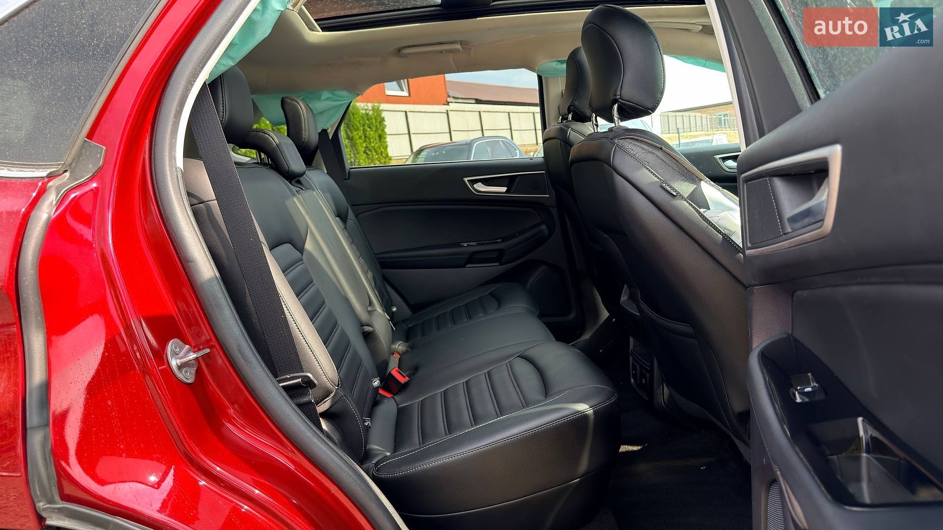 Ford Edge 2018 VIN 2FMPK4J95KBB38126 фото оголошення 13 з 26